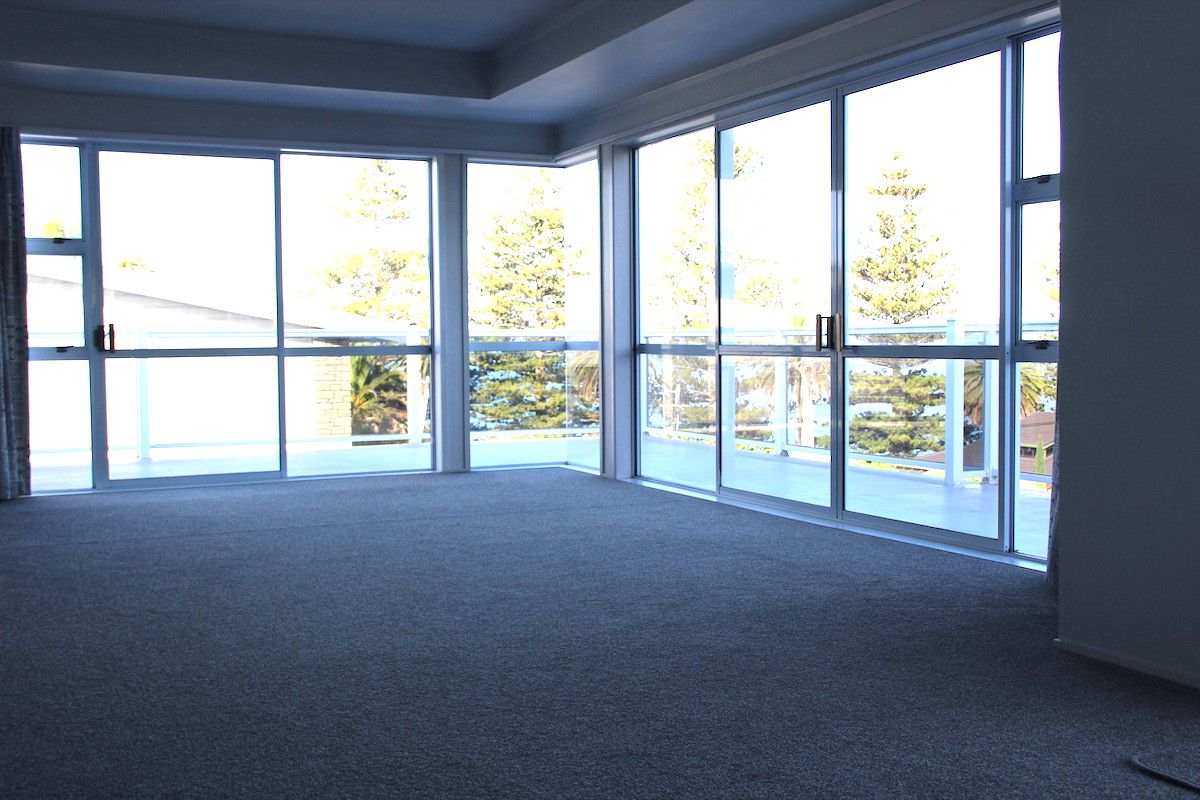 11 Ellangowan Road, Torbay, North Shore City