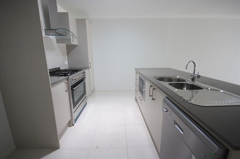 31 Willowdale Drive, Denham Court, NSW 2565