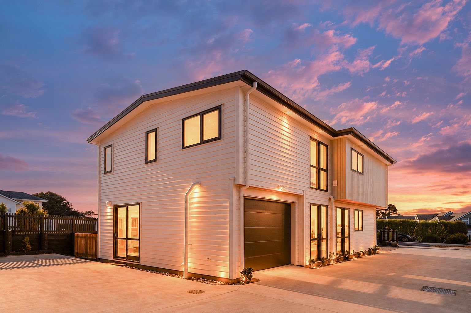 17B Rock Isle Road, Torbay, North Shore City