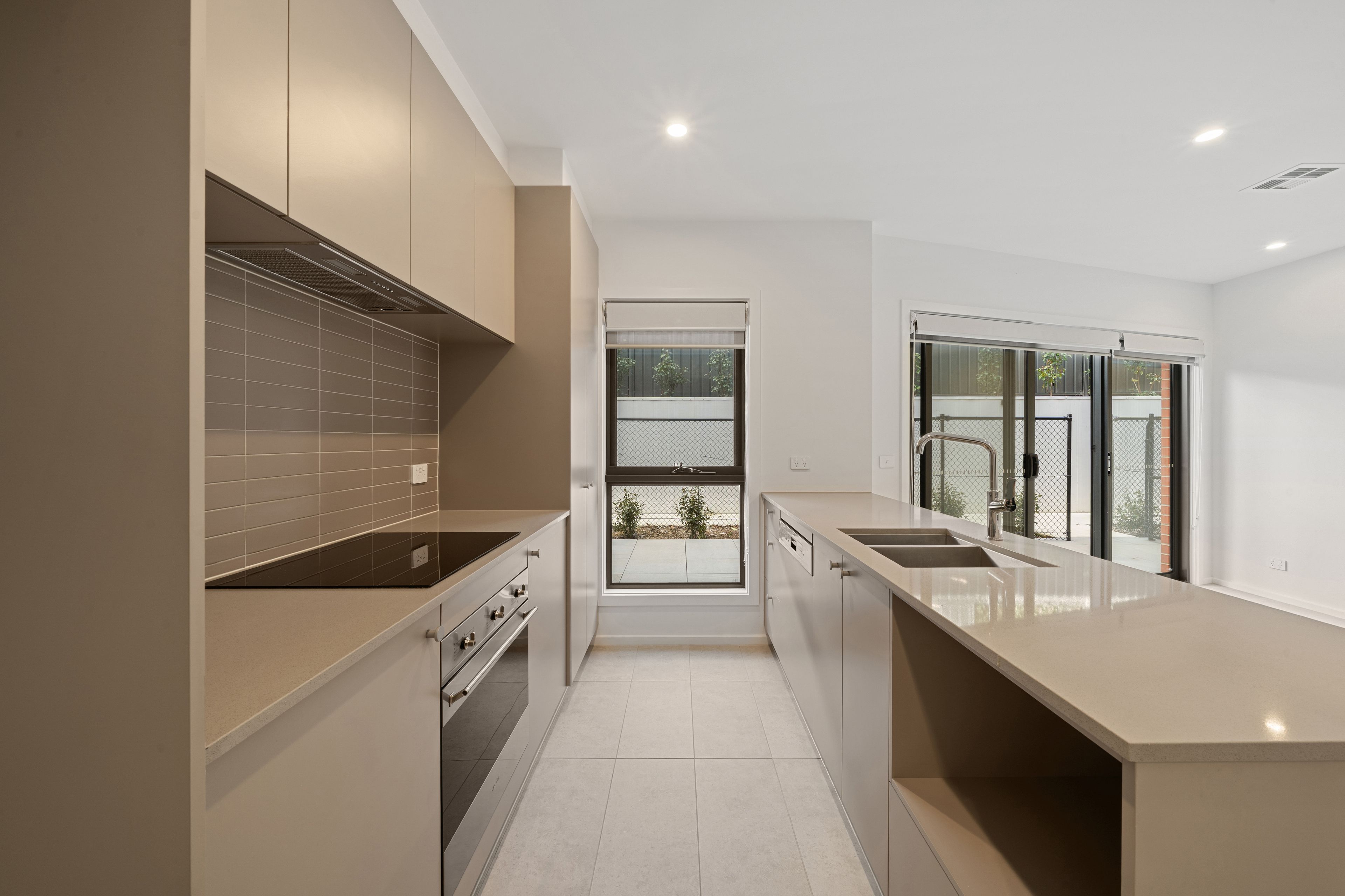 7/7 Buninyong Street — photo 5 of 11