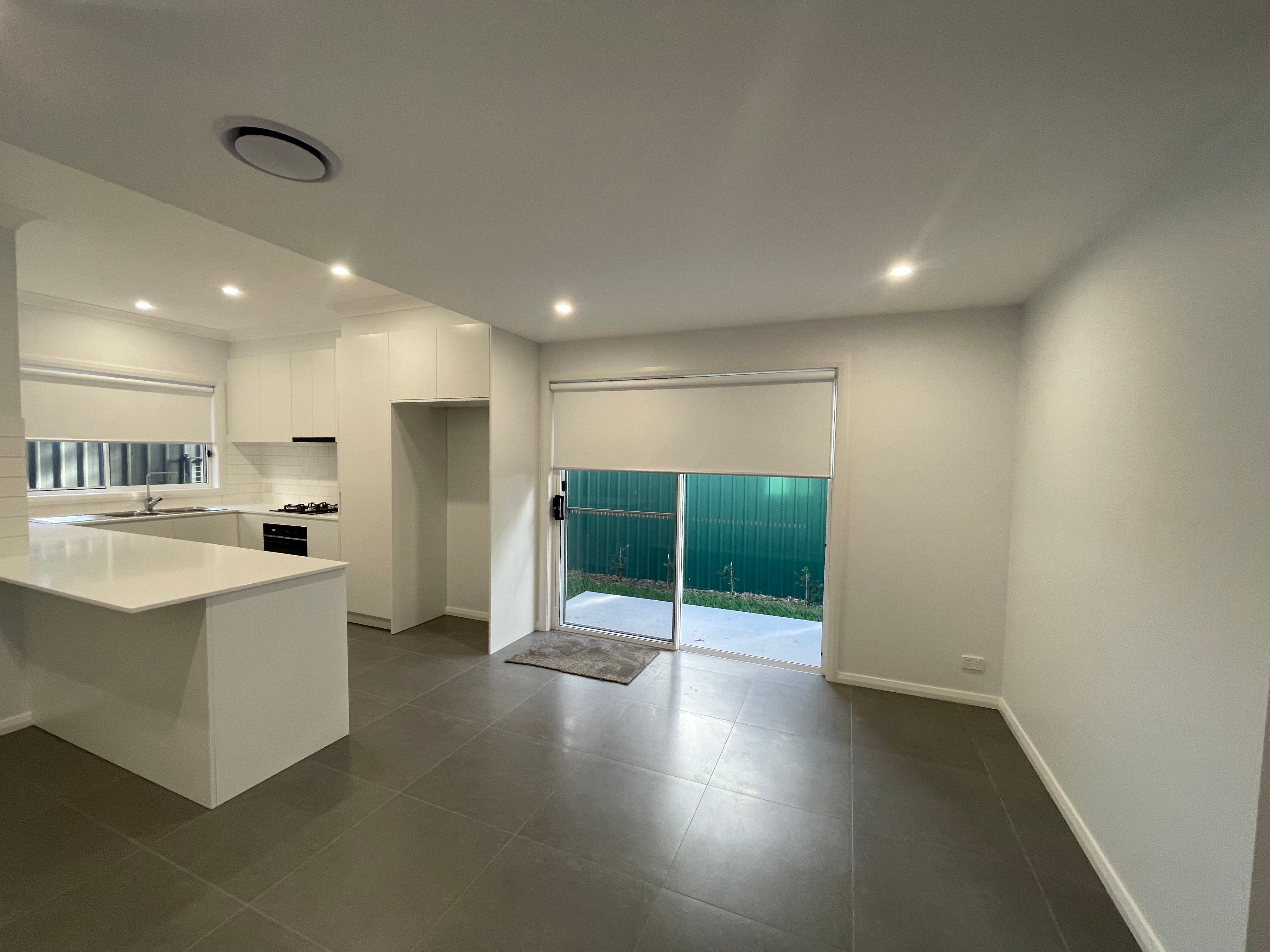 7/145 Brisbane Street — photo 2 of 10