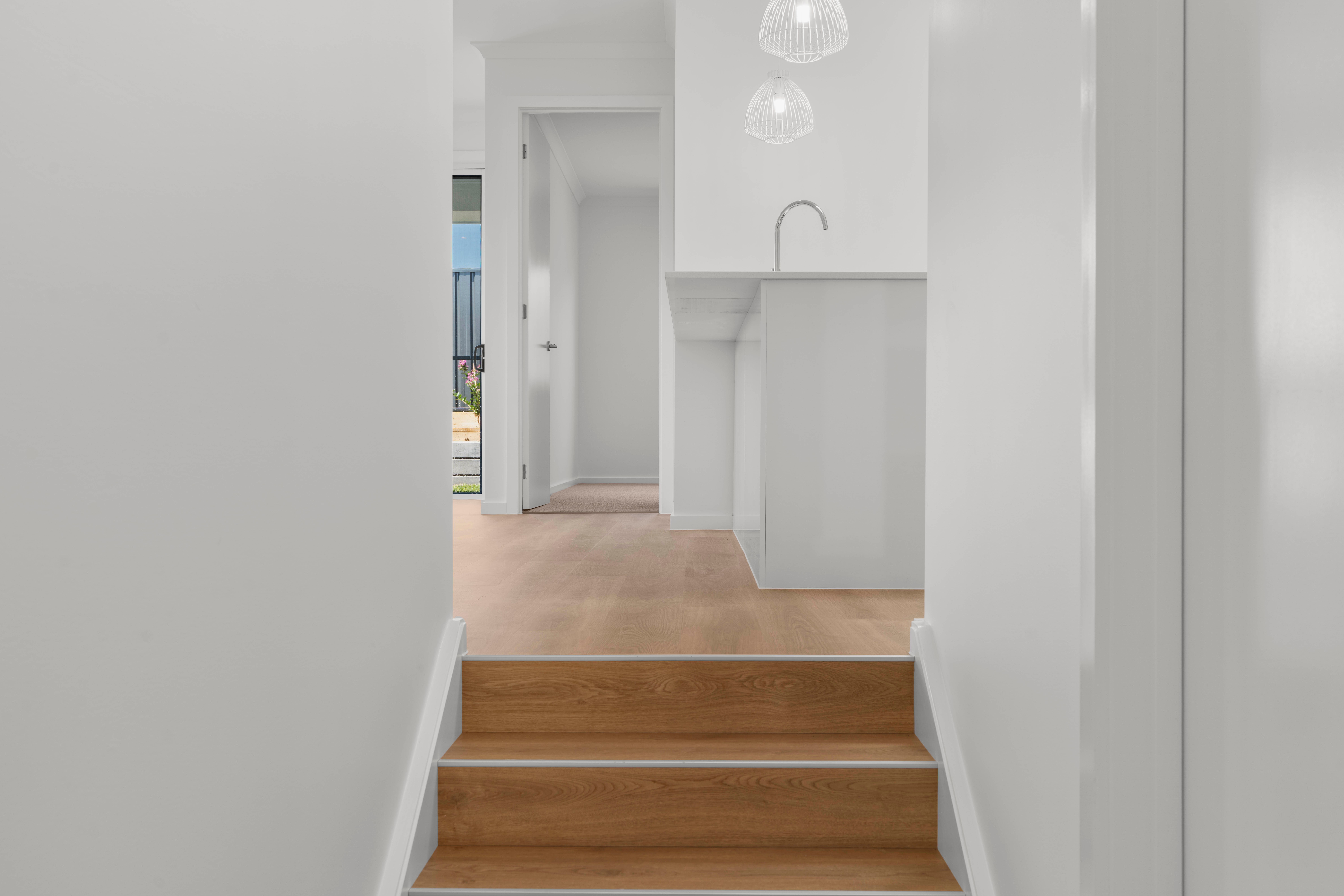 122b Lancaster Drive, BADAGARANG, NSW 2540