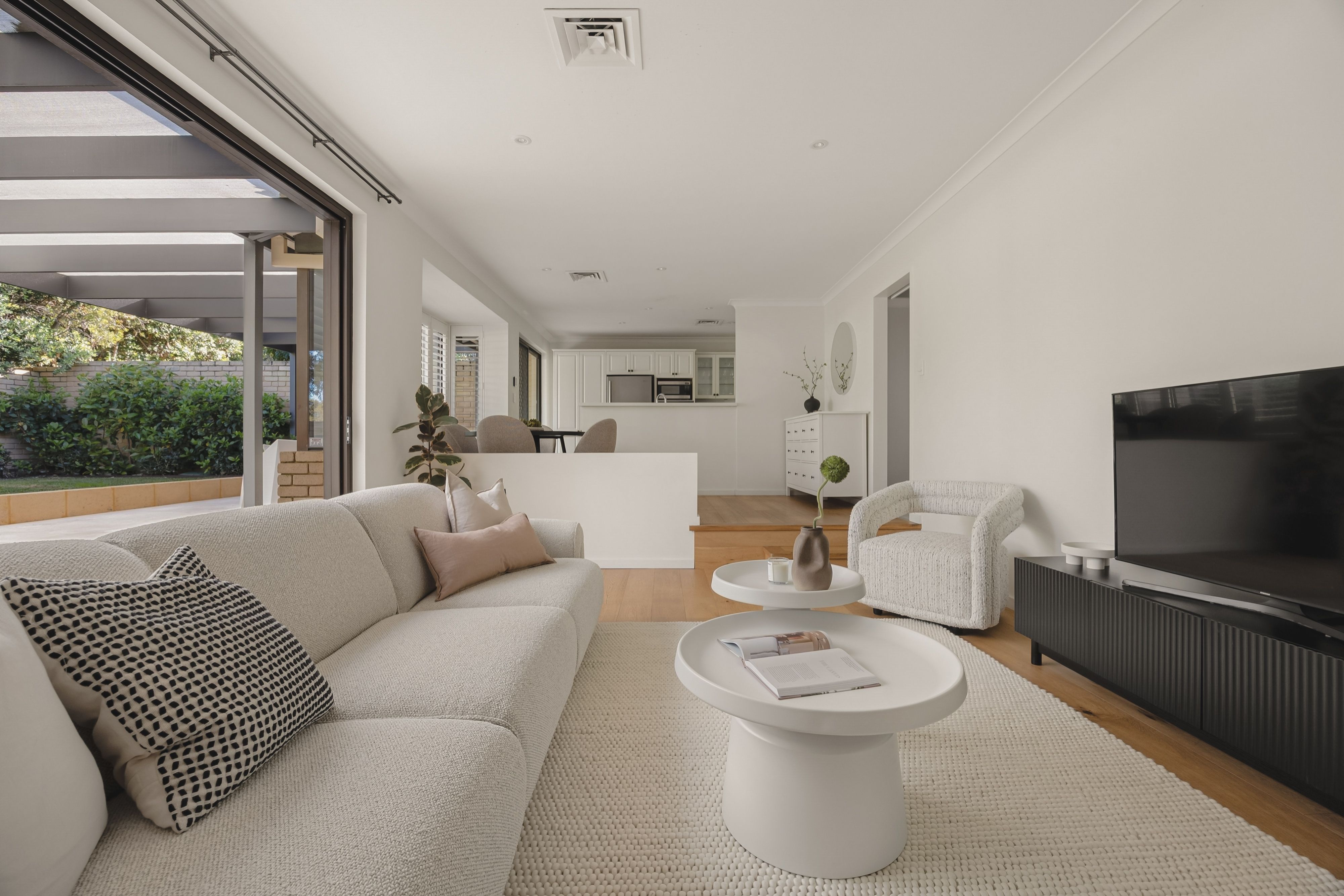1/48 Boronia Avenue — photo 4 of 25