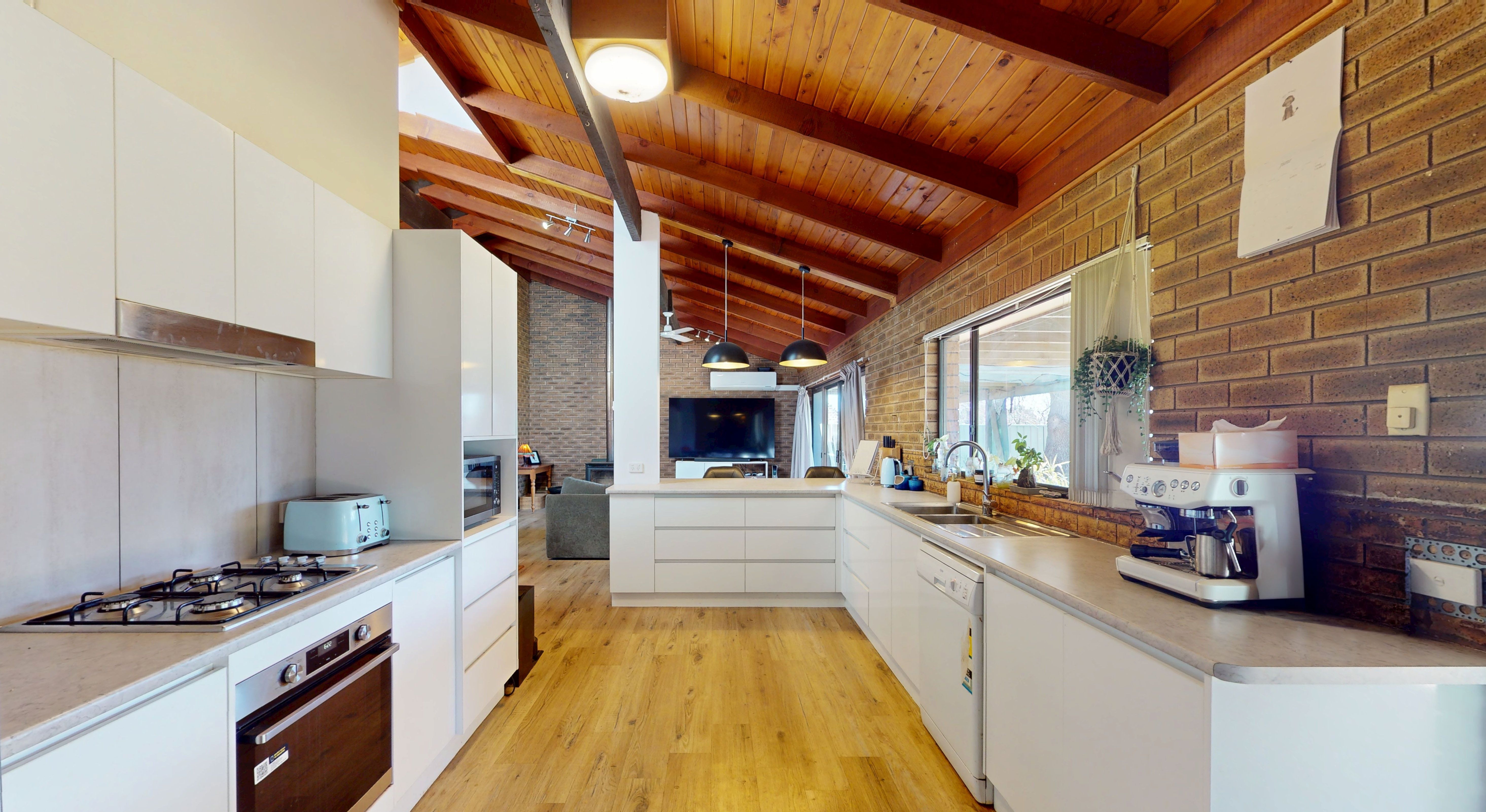 36 Aspen Road — photo 5 of 13