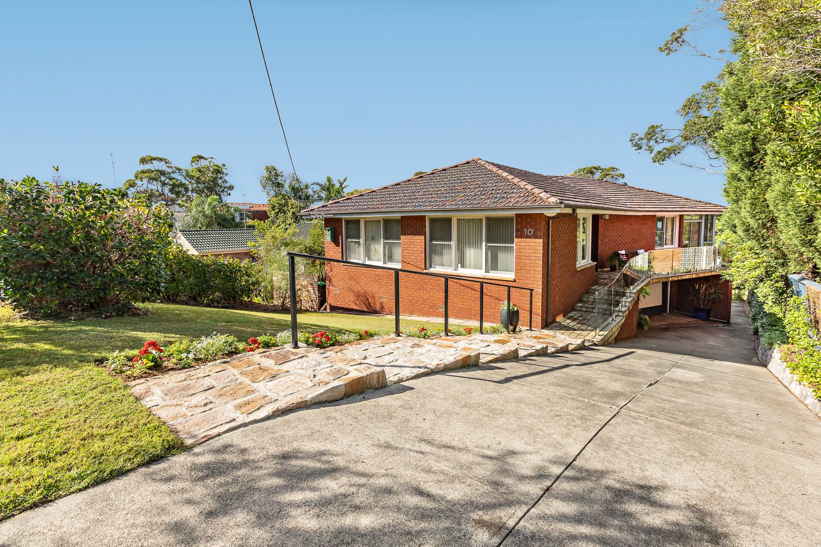 10 Tudor Street, Belmont, NSW 2280