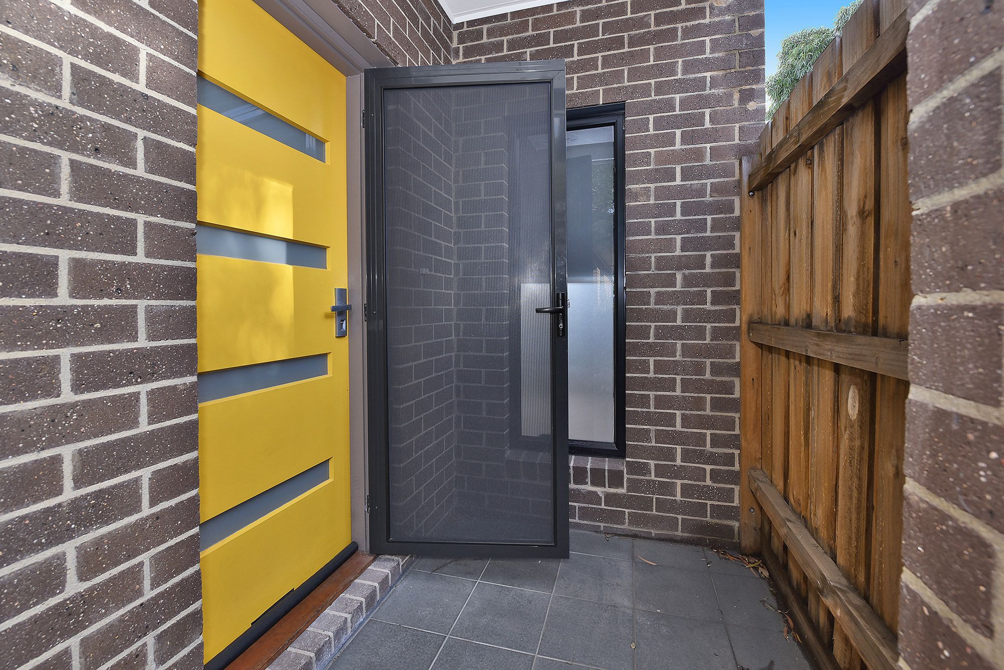 2/37 Queen Street, Coburg, VIC 3058