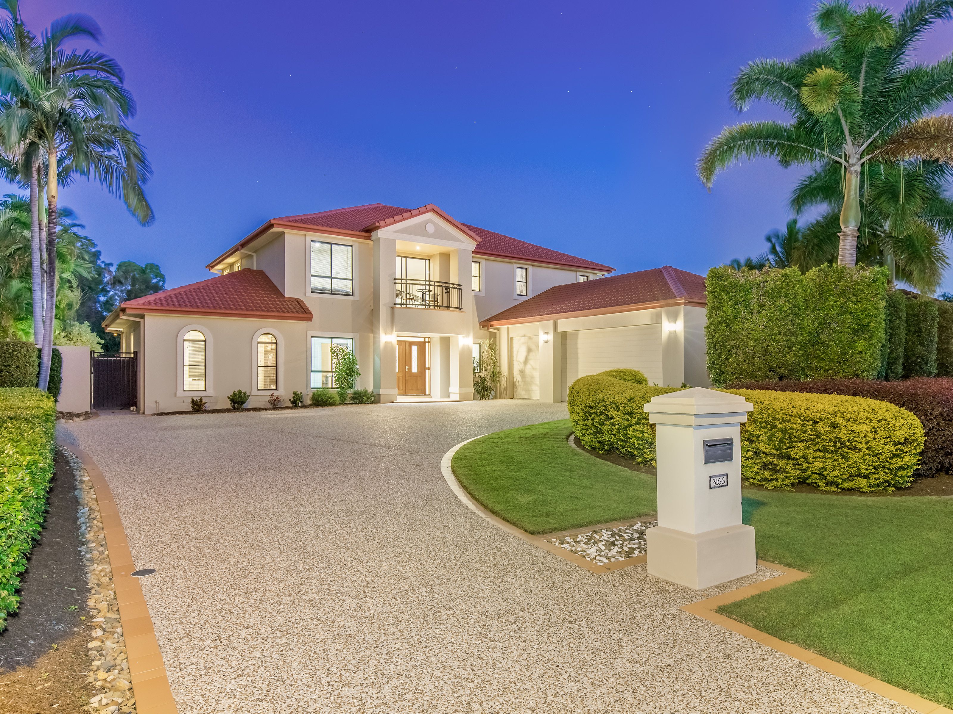 3166 Riverleigh Drive, Hope Island, QLD 4212