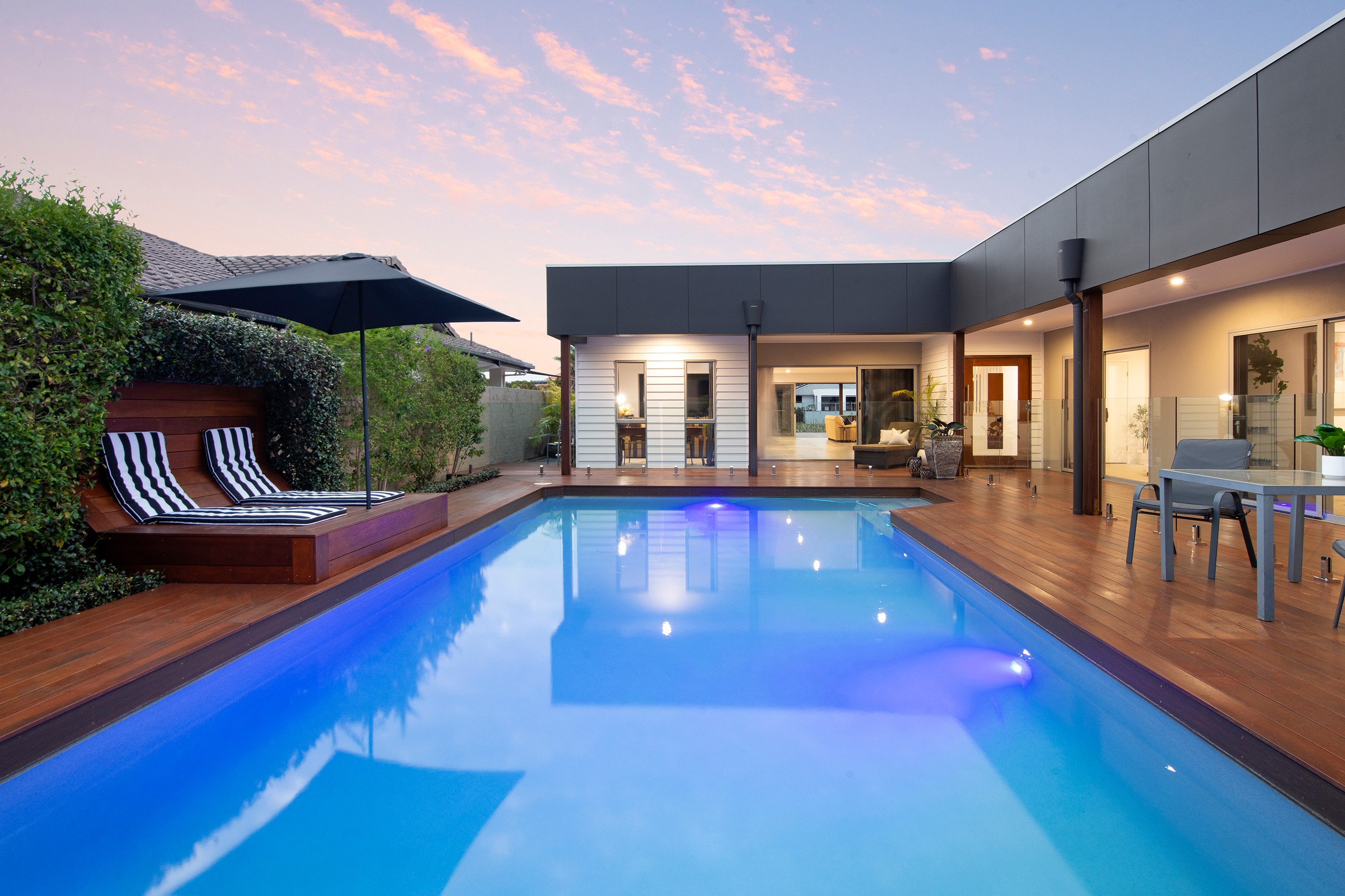 223 Markeri Street, Mermaid Waters, QLD 4218