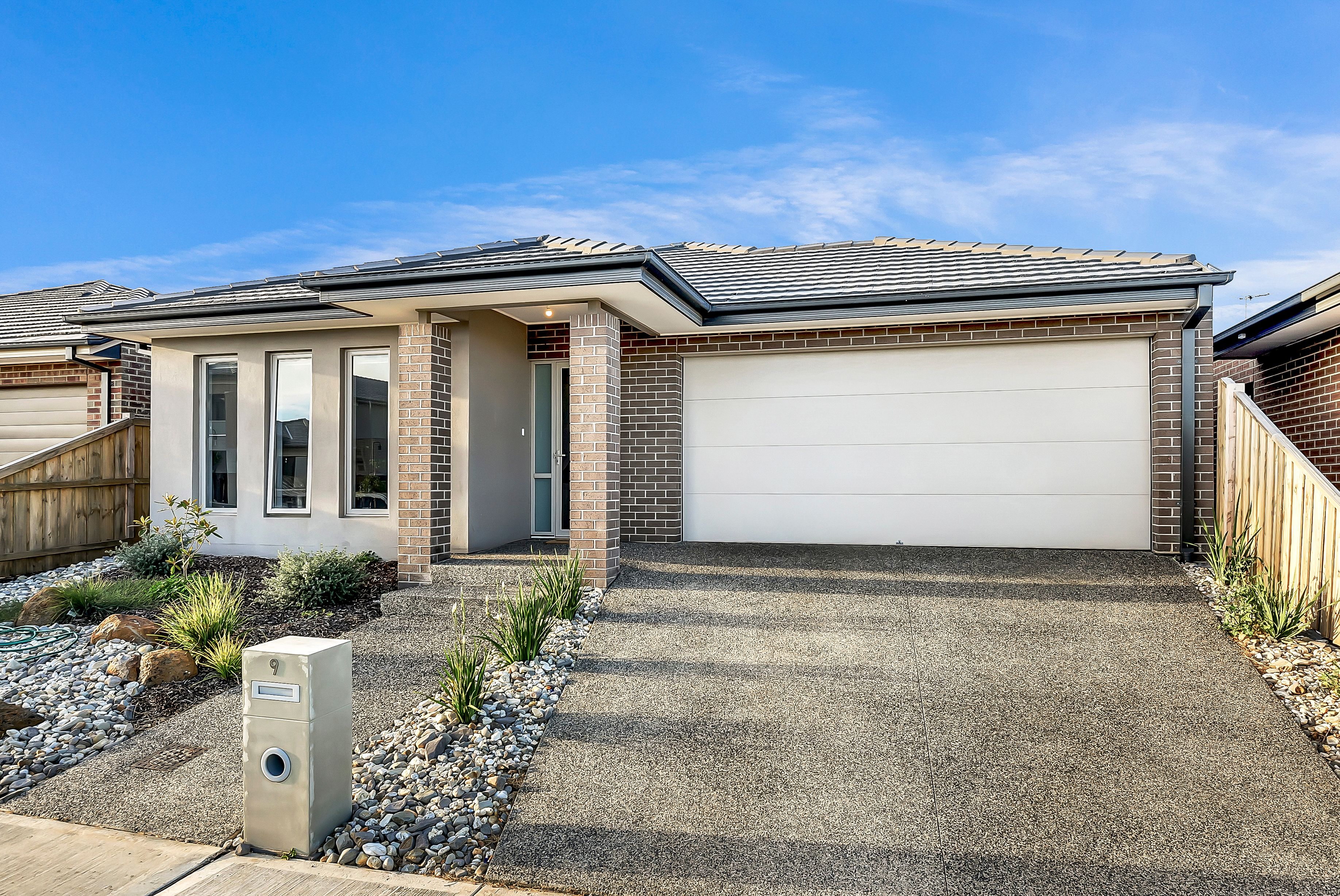 9 Coach Drive, Donnybrook, VIC 3064
