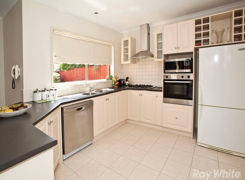 20 Whitehall Terrace, Ferntree Gully, VIC 3156