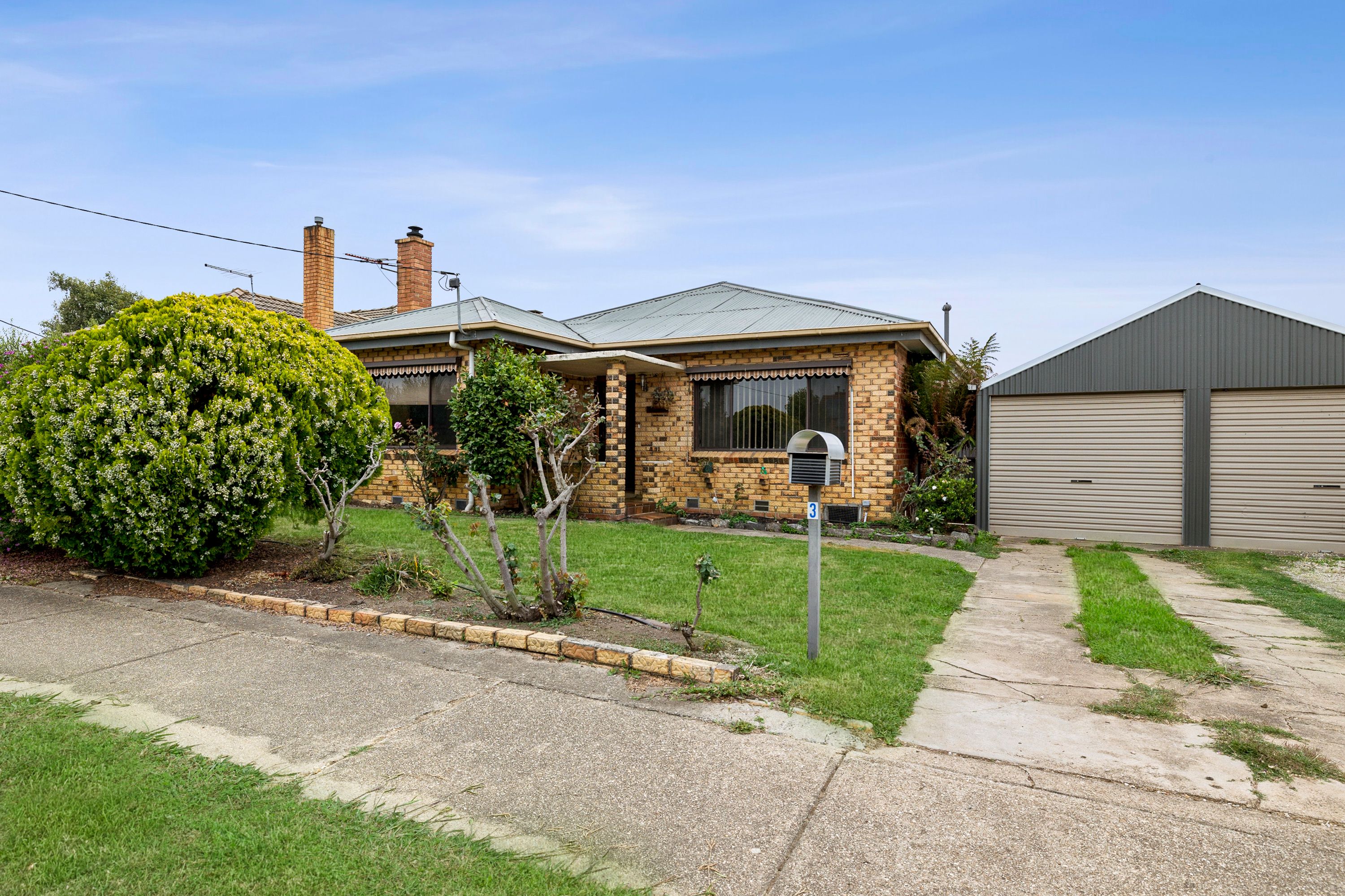 3 Queens Avenue, Ararat VIC 3377