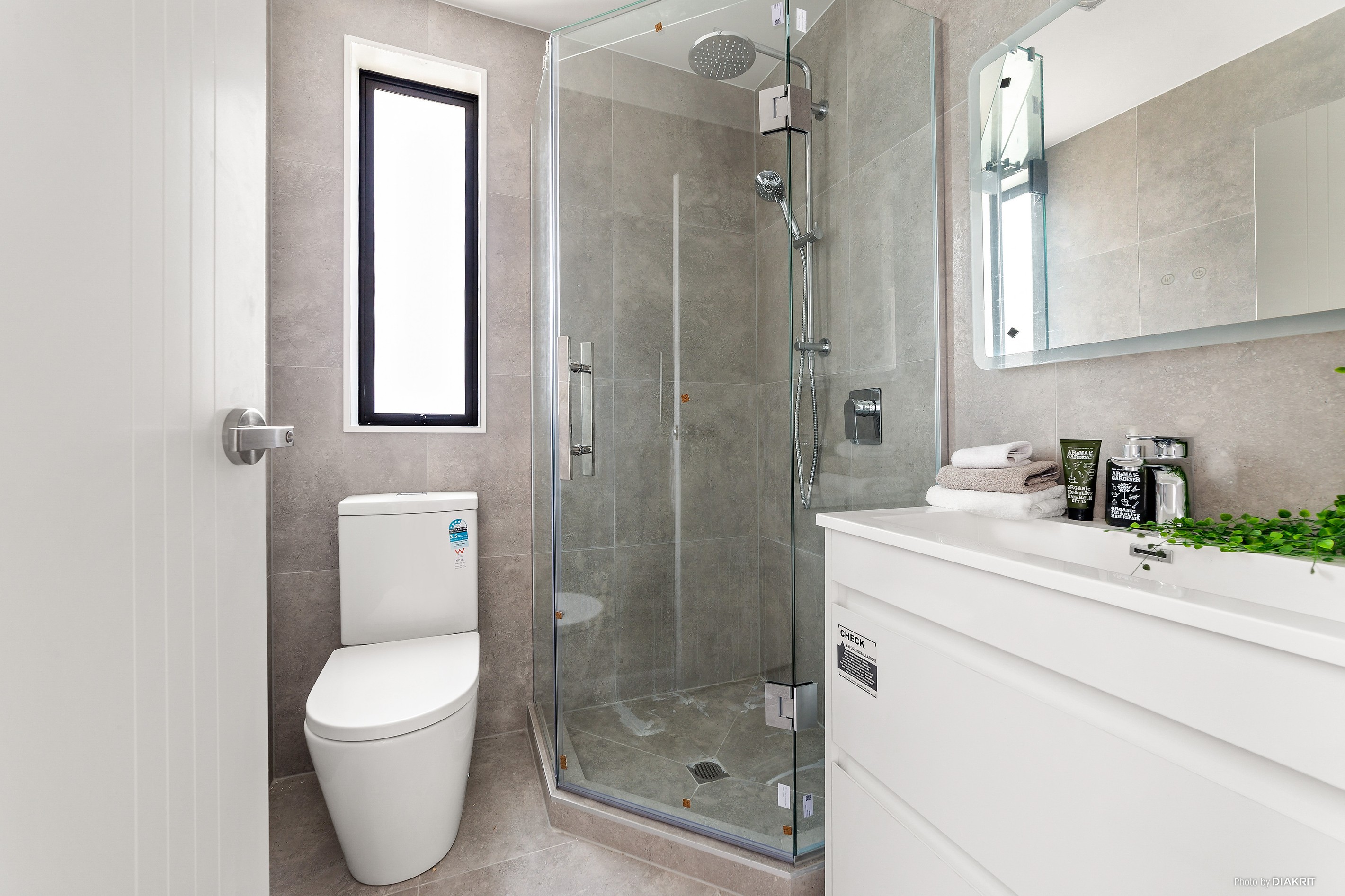 1/735 East Coast Road, Browns Bay, North Shore City