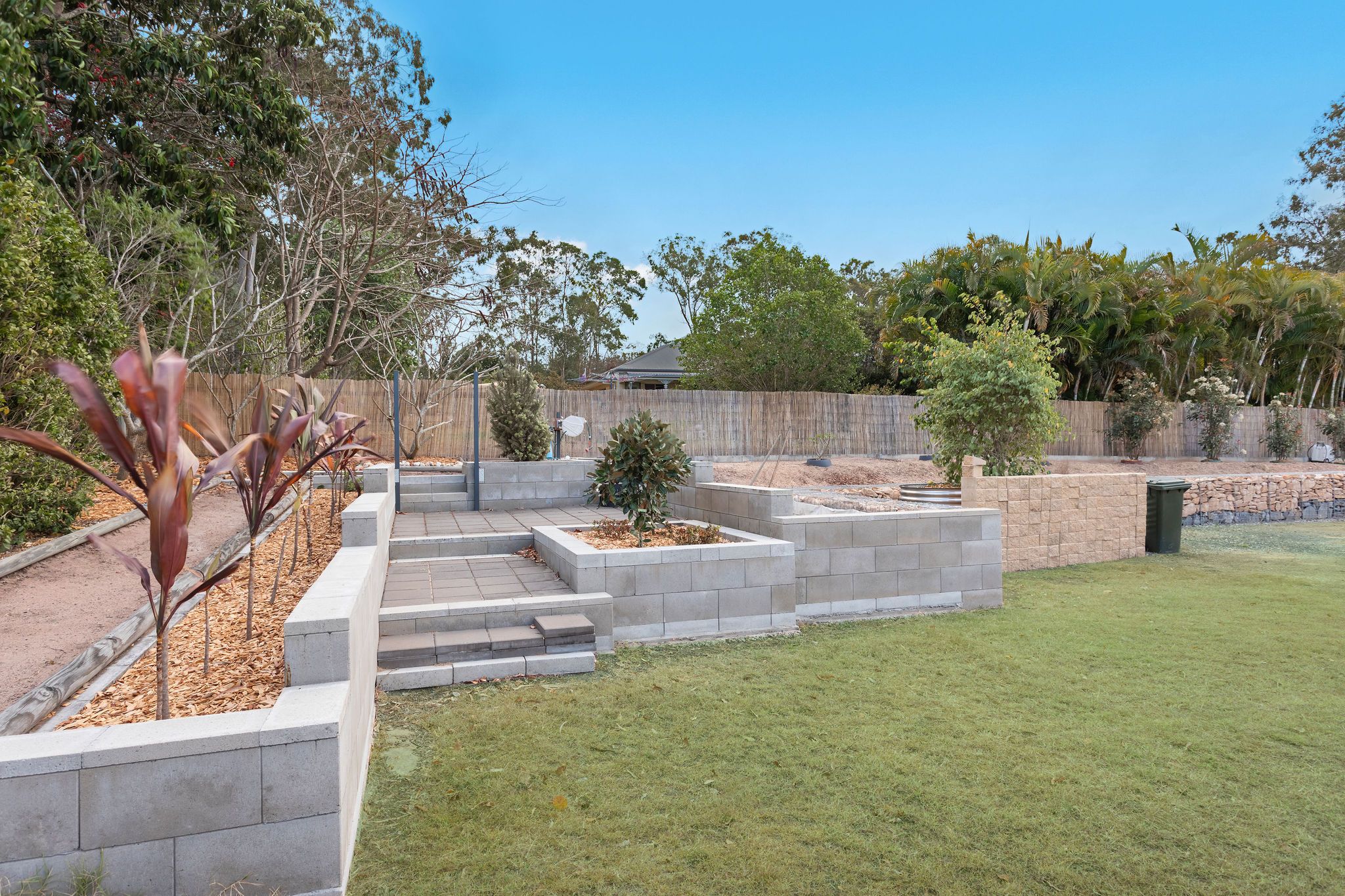 65A Lyndon Way — photo 24 of 29