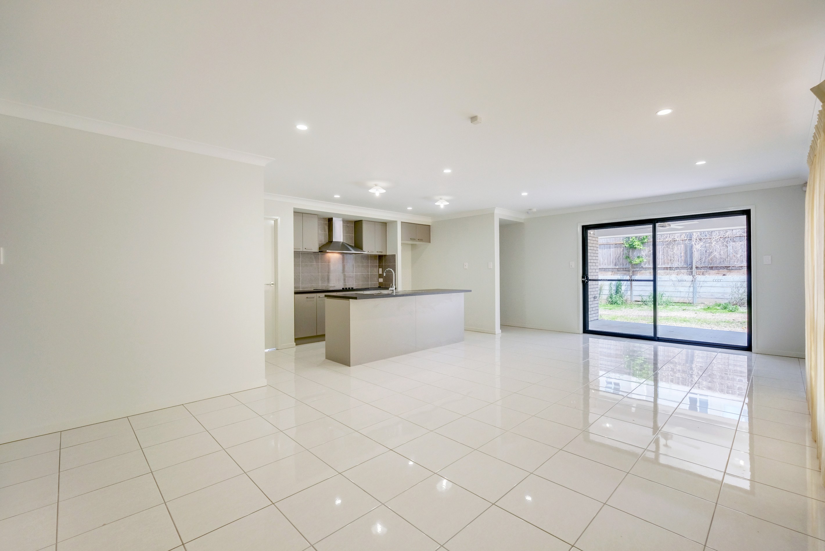 1 Peacock Street, Doolandella, QLD 4077