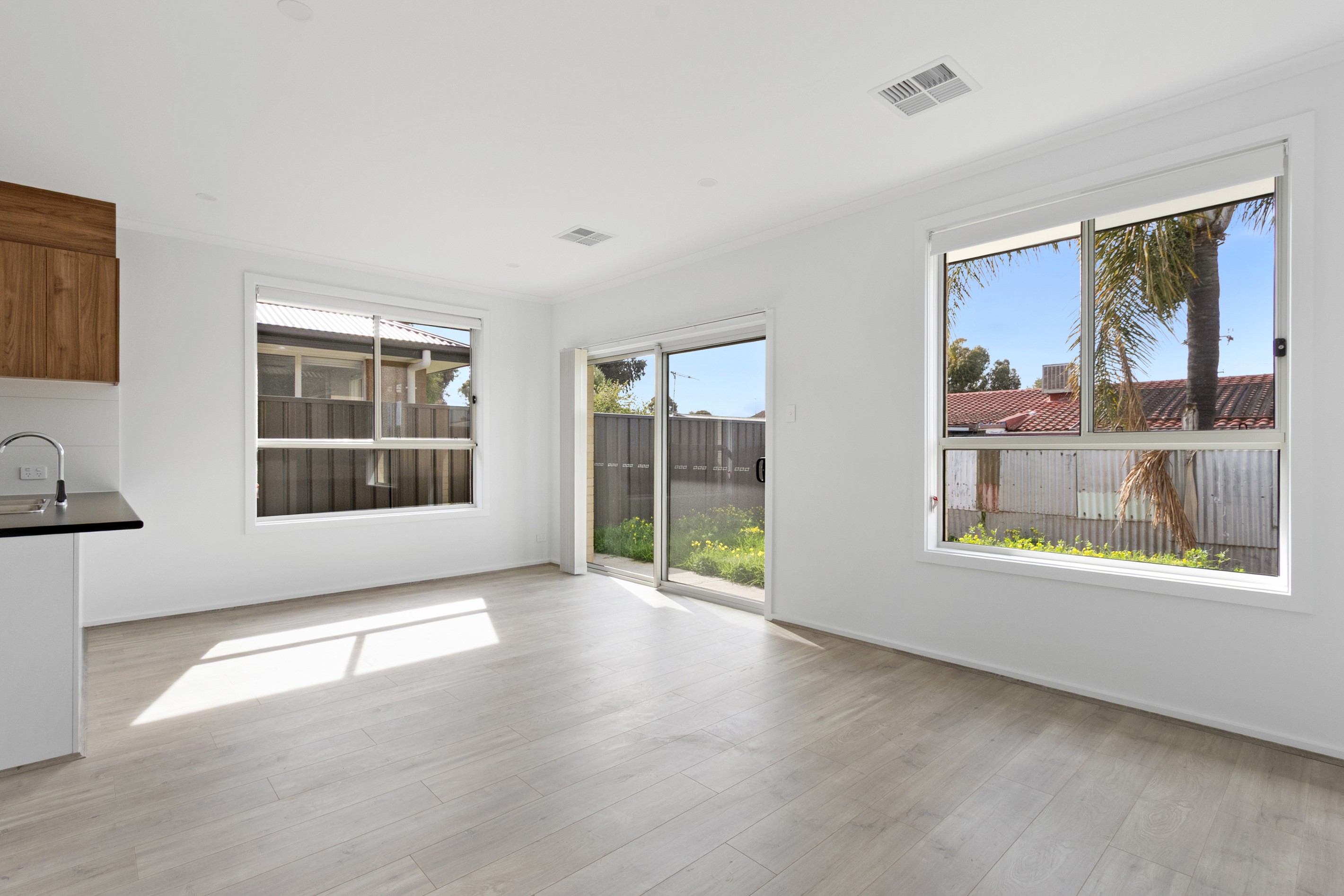 2/6 O'connell Street, Salisbury Downs, SA 5108