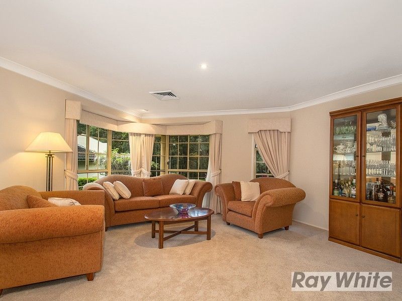 12 Farmer Circuit, Beaumont Hills, NSW 2155