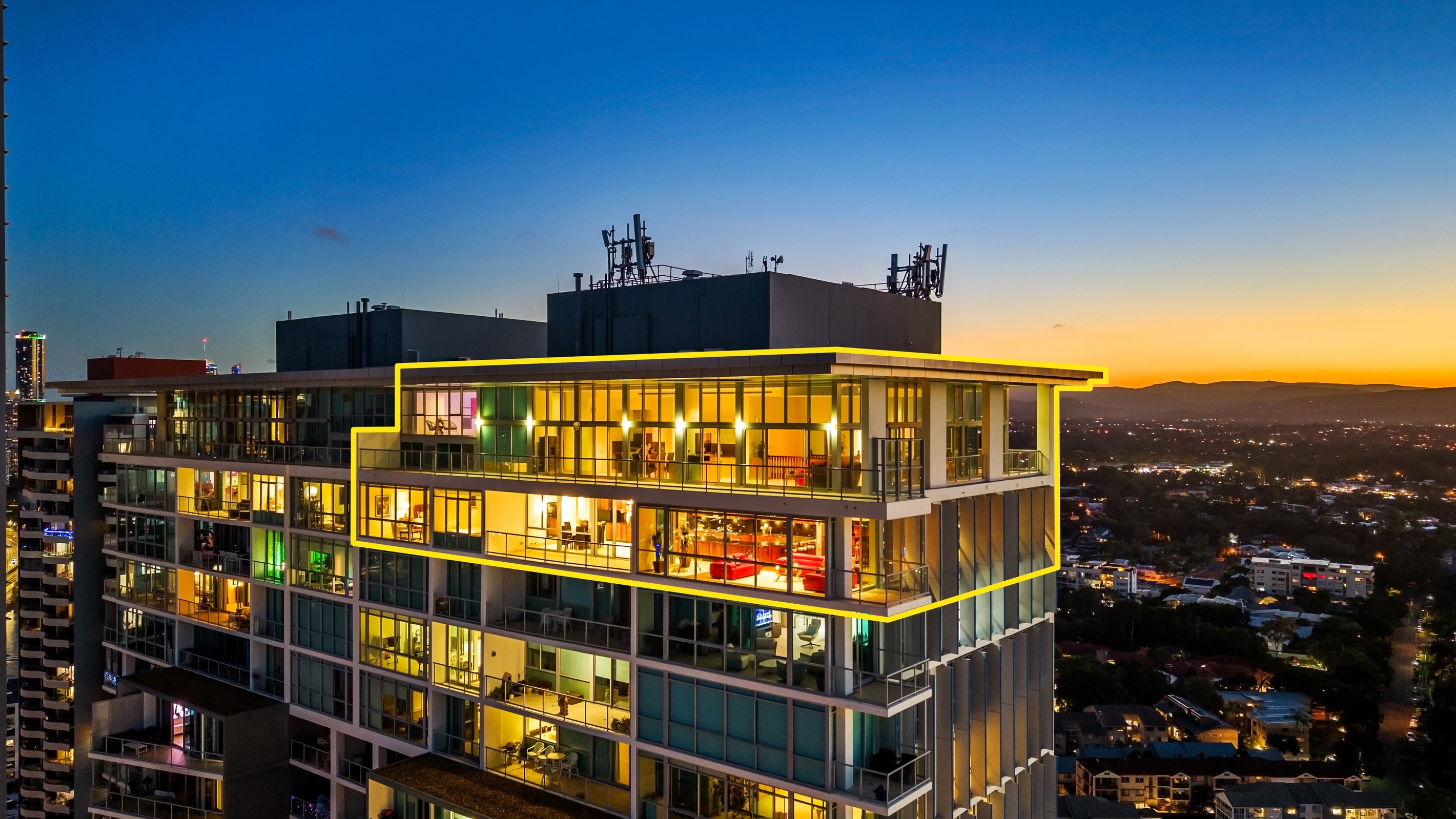 3301/1 Como Crescent, Southport, QLD 4215