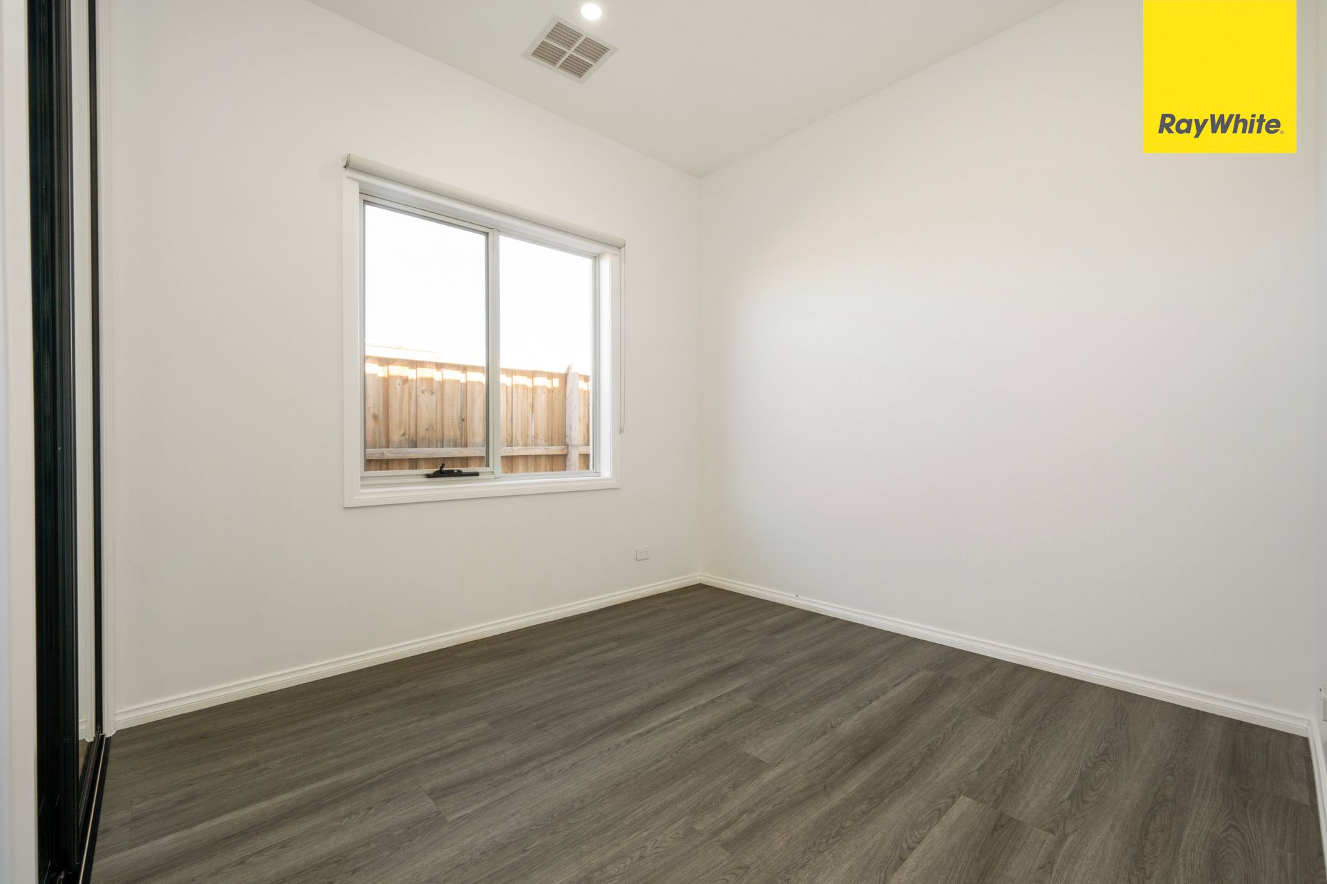 6 Watton Street — photo 4 of 17