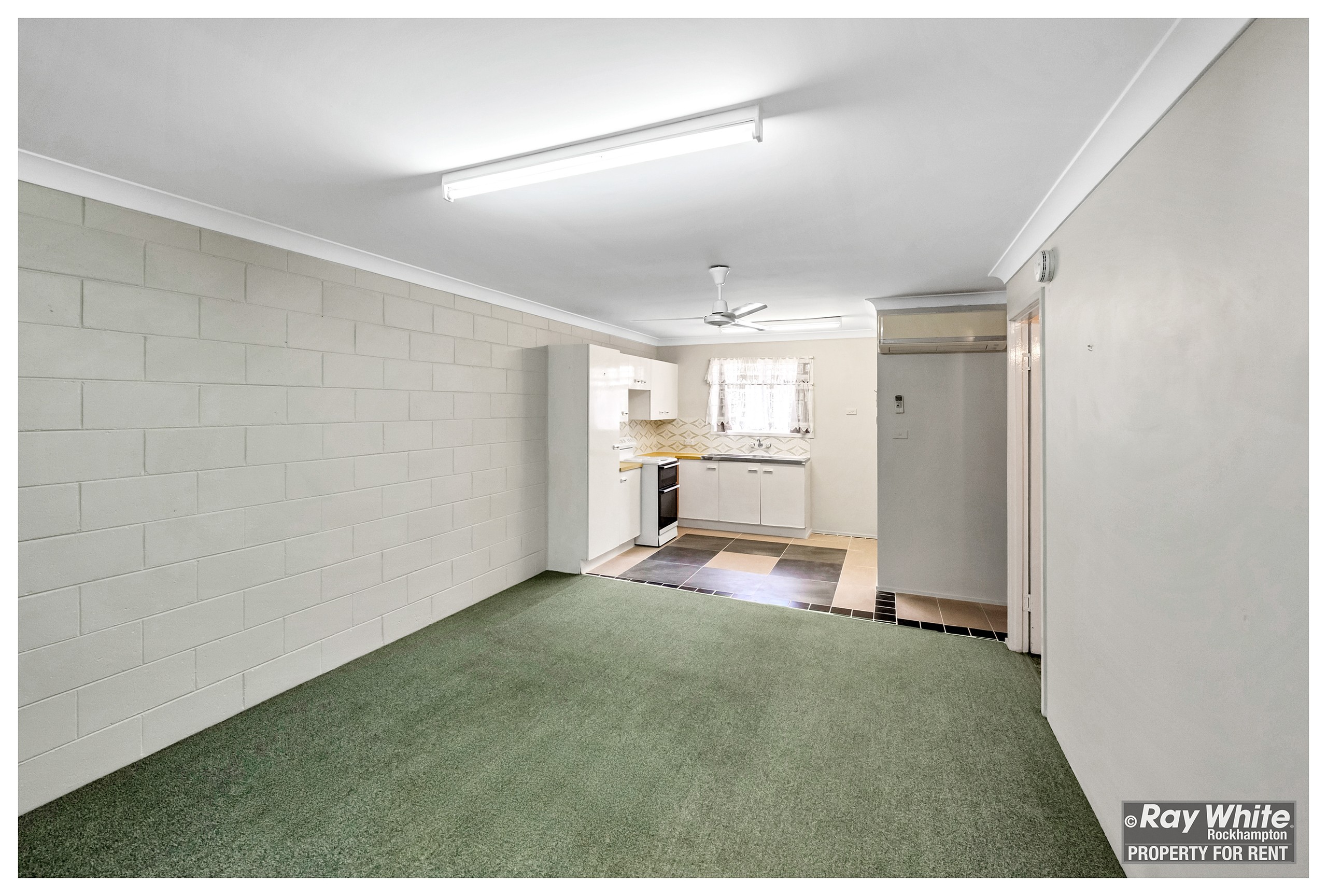 2/12 Rodger Street, Park Avenue, QLD 4701