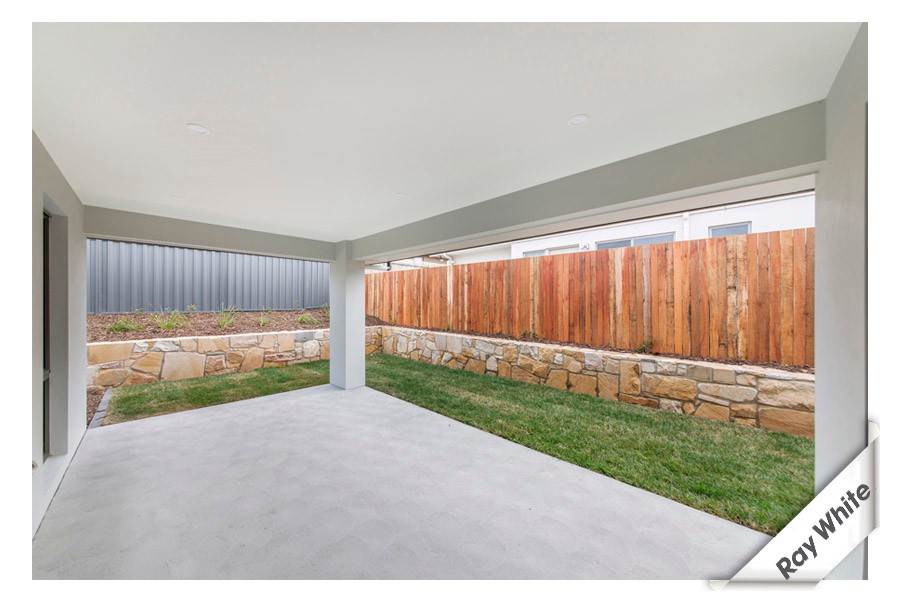 8 Clouston Street, WRIGHT, ACT 2611