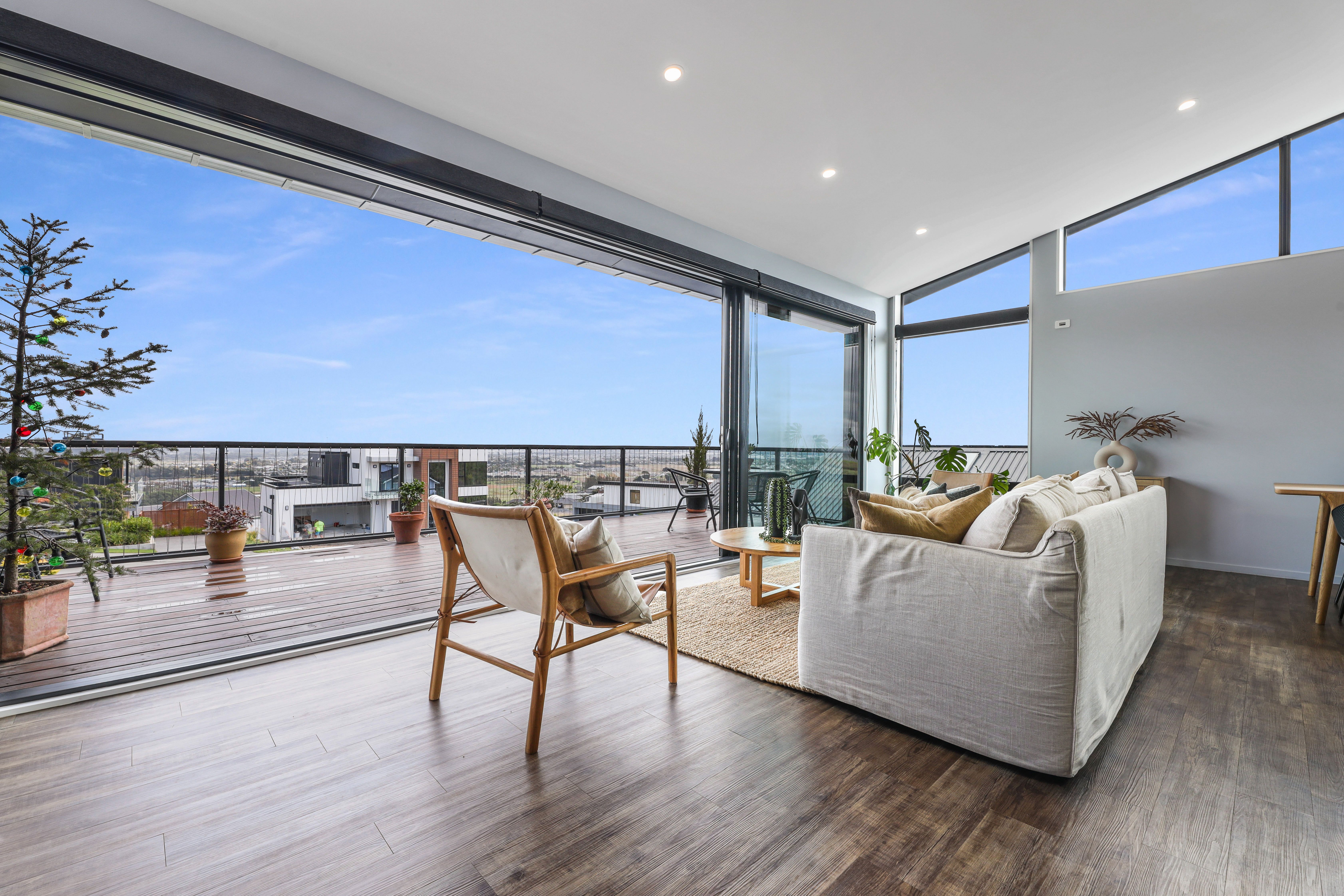 1 Dove Grove, Westmorland, Christchurch City