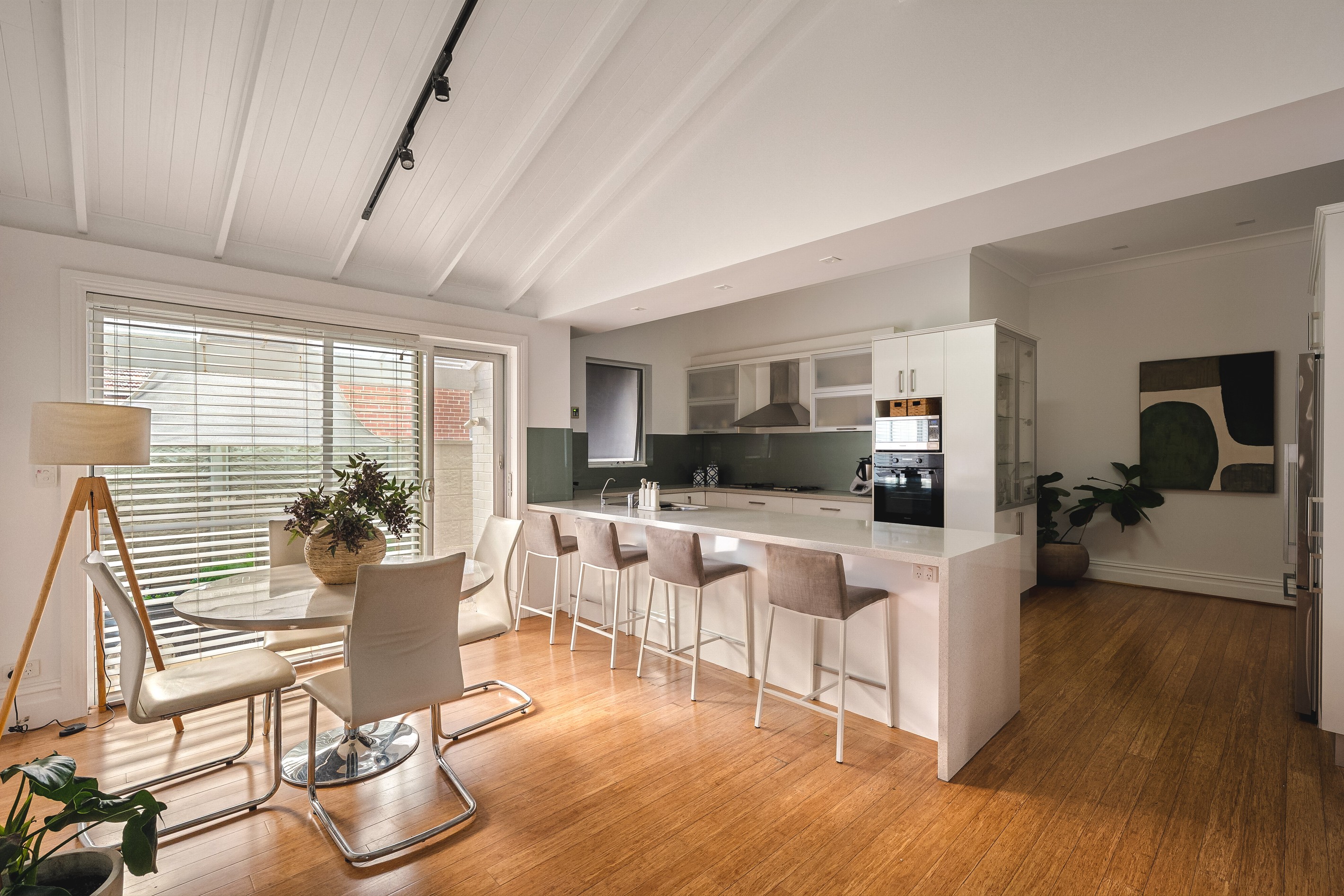 25 Todd Avenue, Como, WA 6152