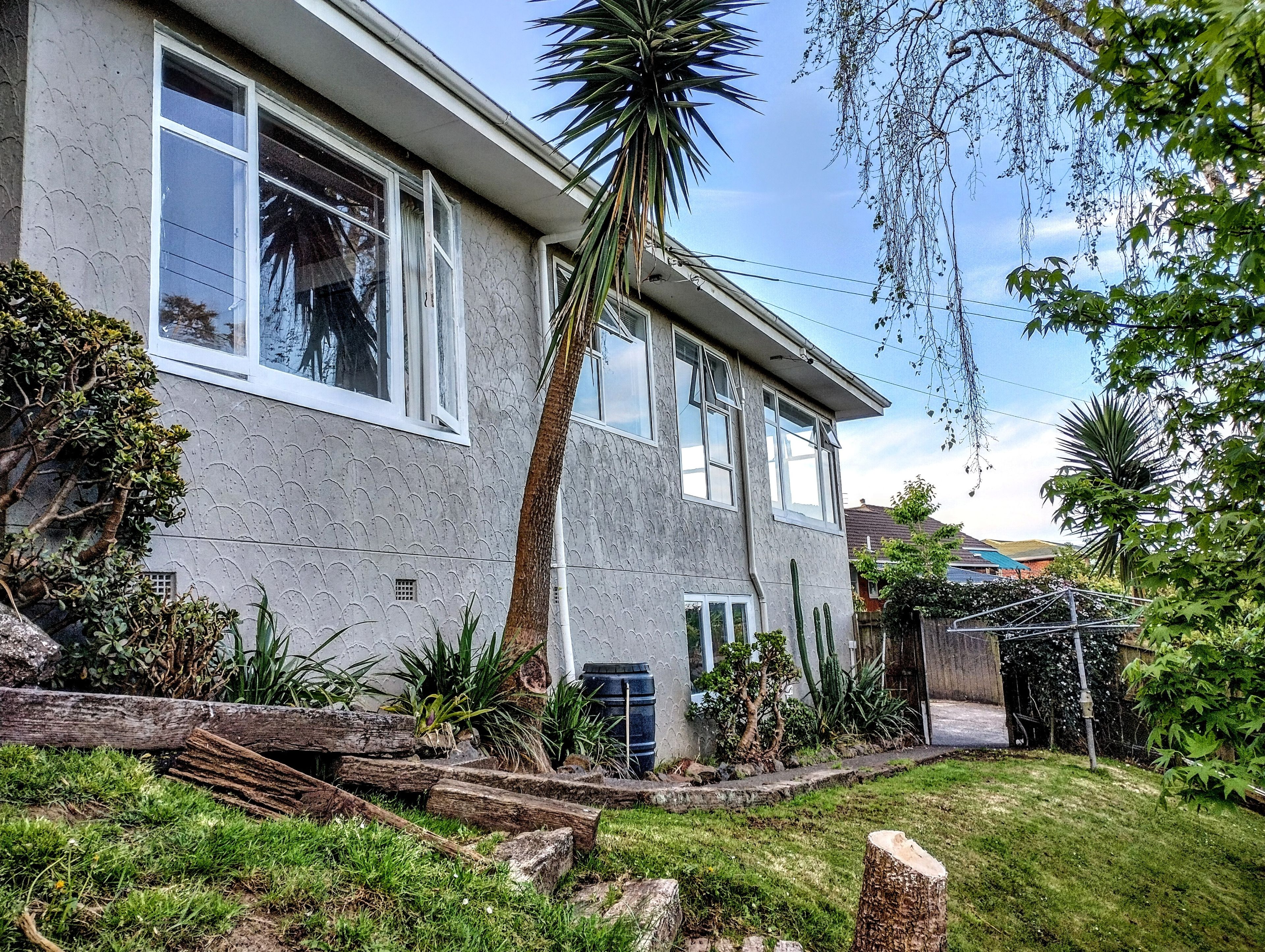 2 Fairmount Road, Titirangi, Waitakere City