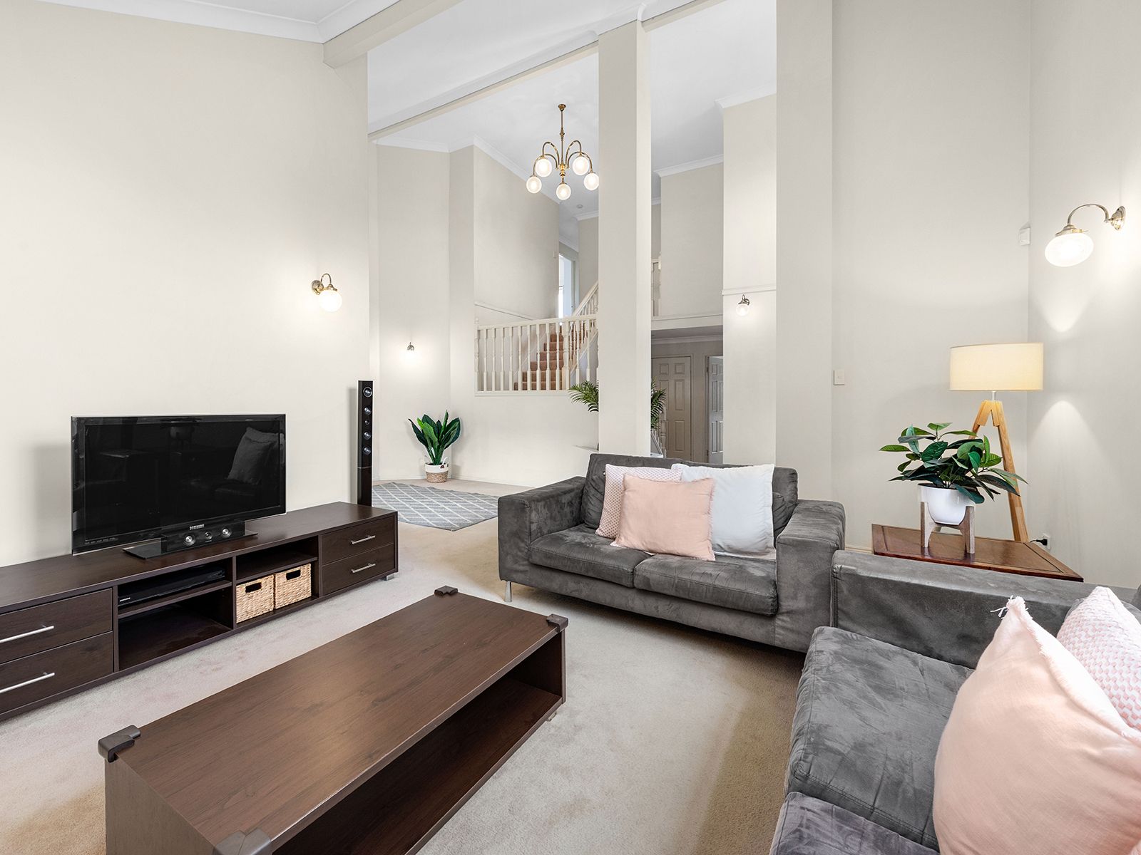 27 Redford Crescent, McDowall, QLD 4053