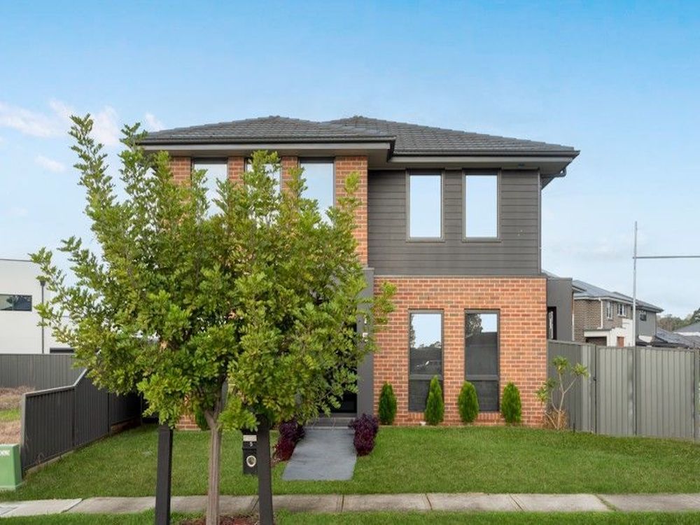 5 Needlebush Avenue, Denham Court, NSW 2565