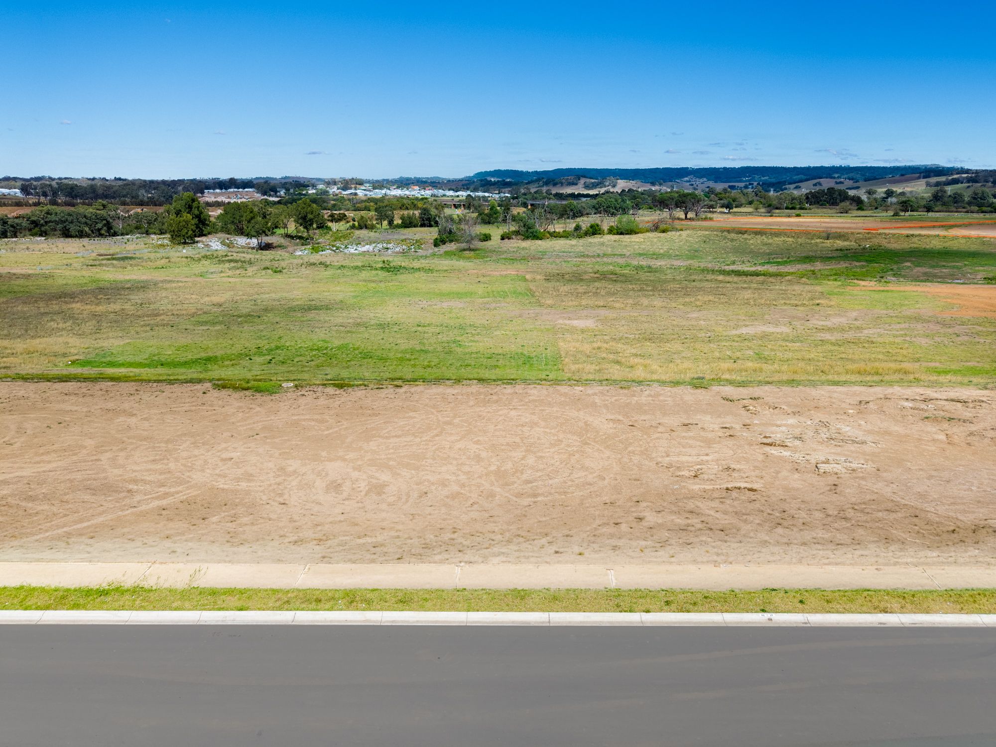 40 Lonhro Drive, Menangle Park, NSW 2563
