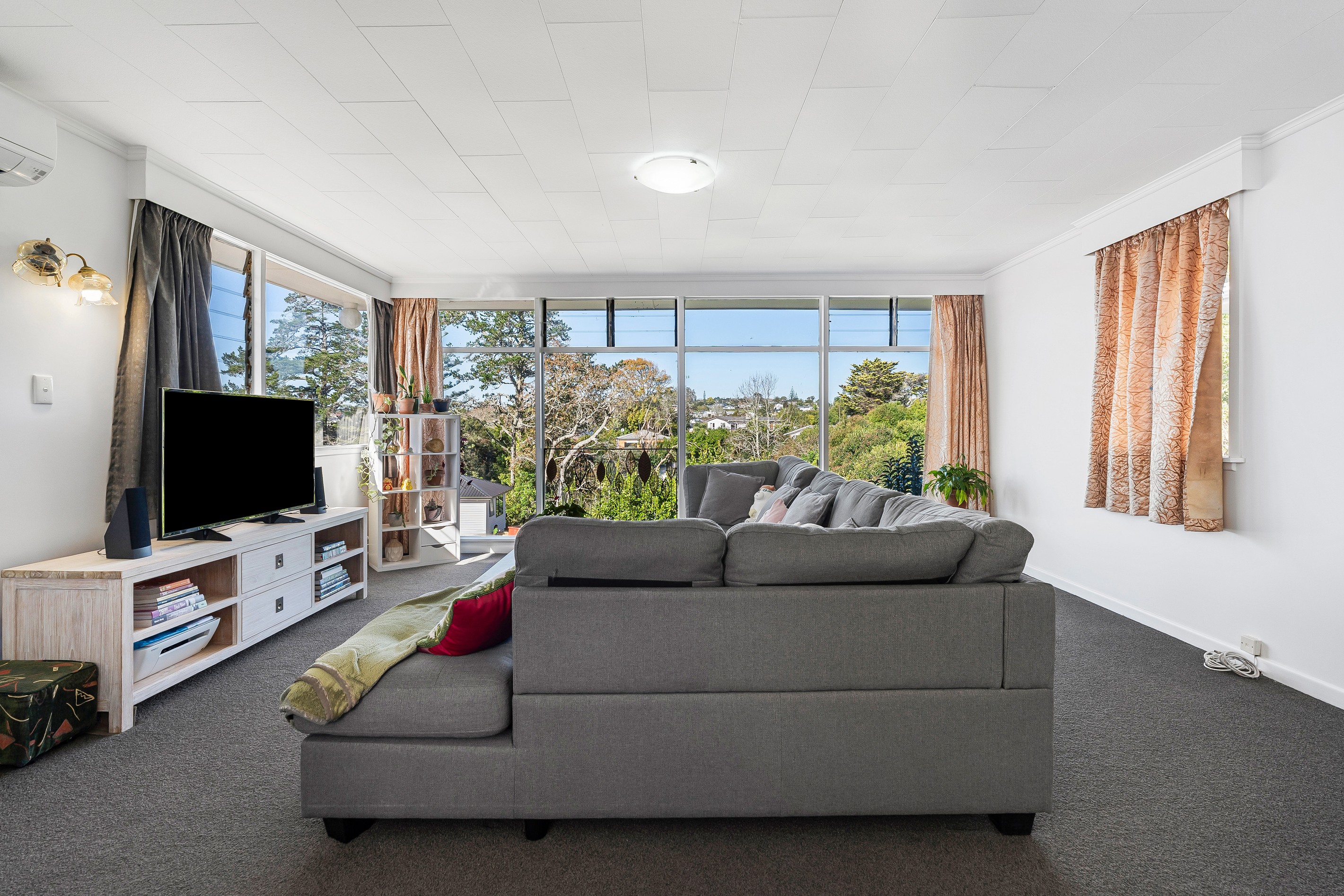 45 Lancaster Road, Beach Haven, North Shore City