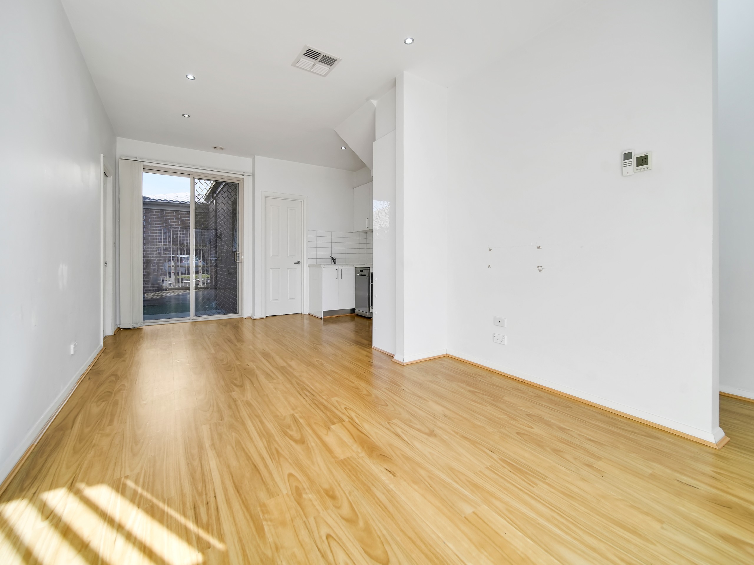 28 Wall Street, Noble Park, VIC 3174