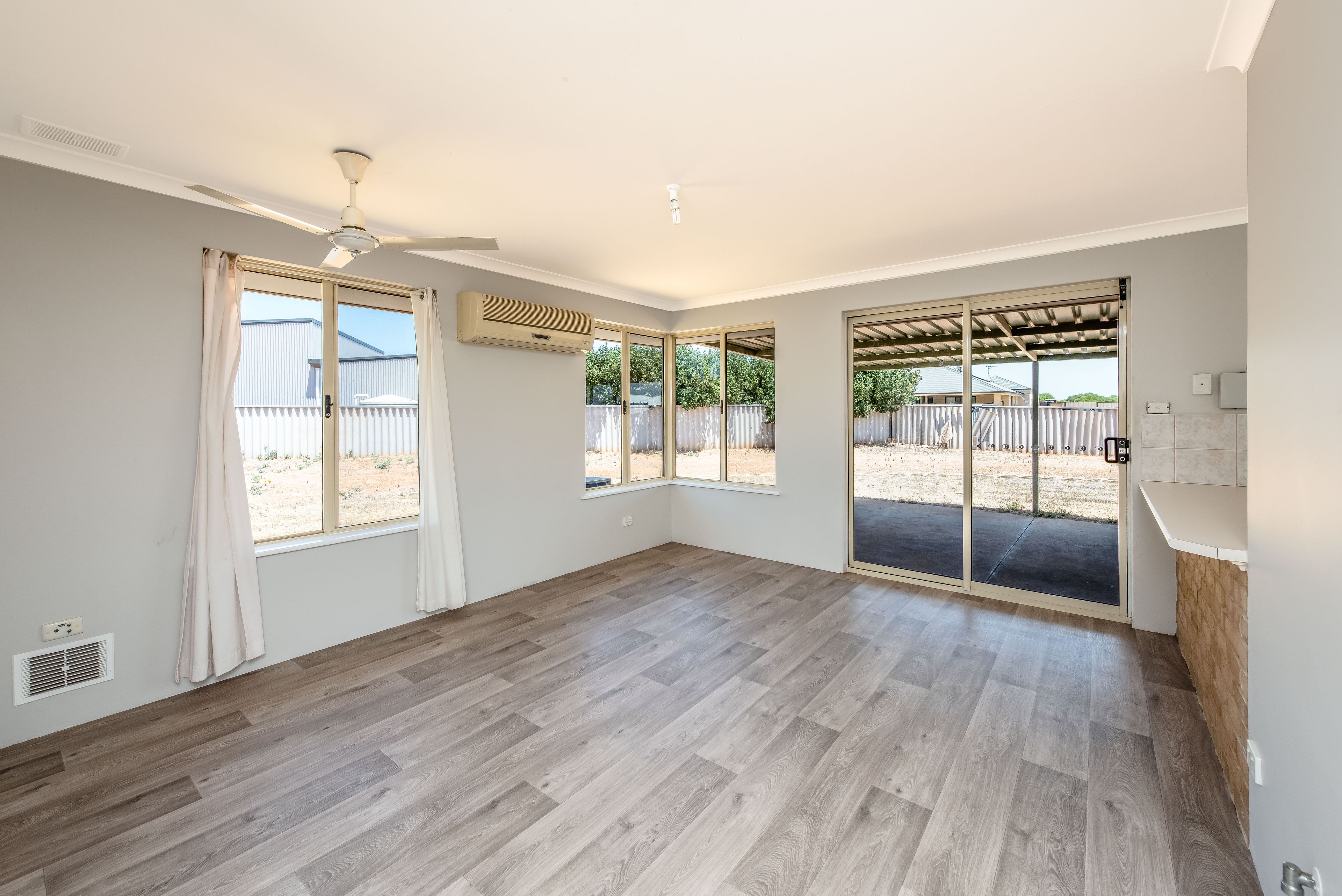 12 Verbena Place, Strathalbyn, WA 6530
