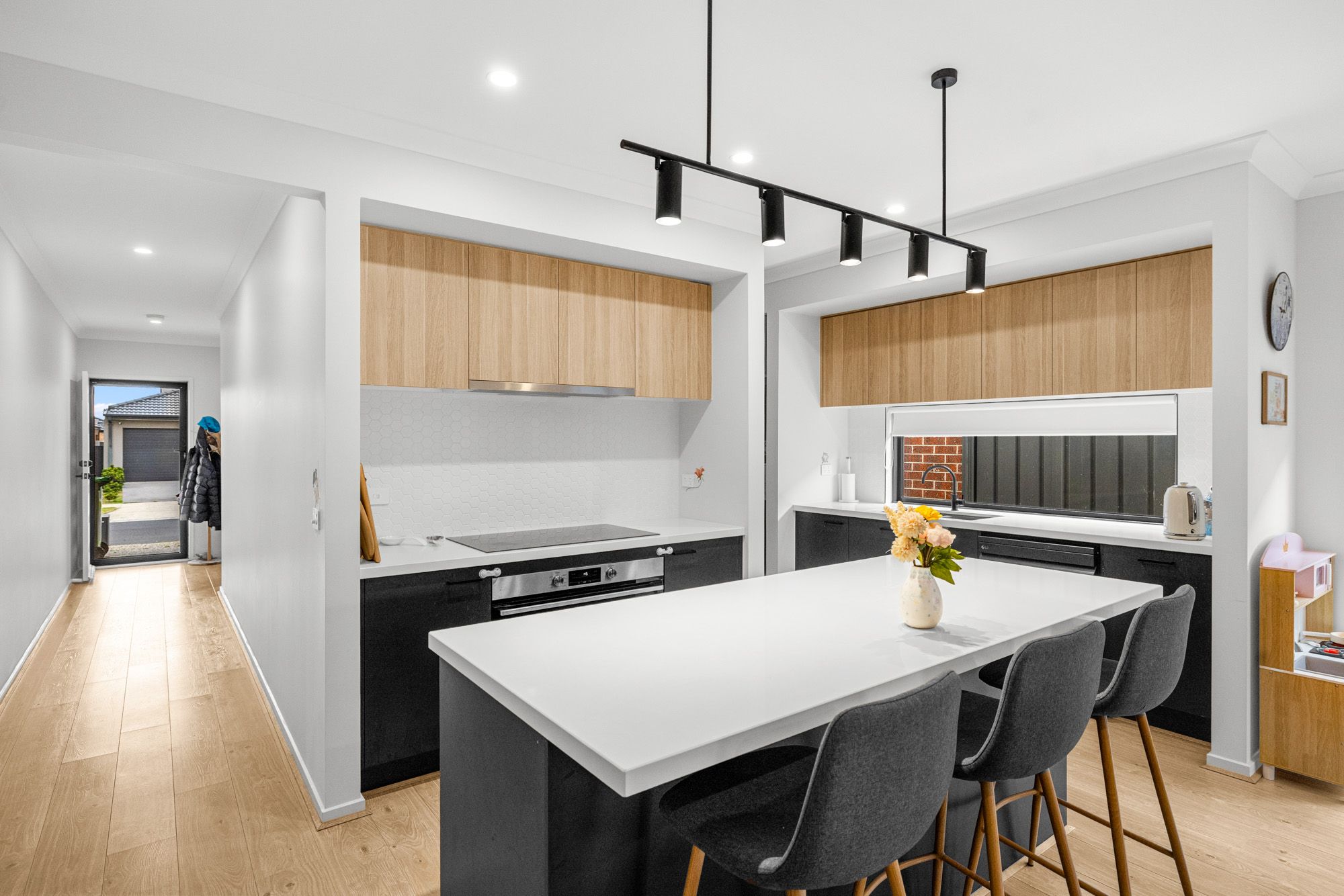 38 Canadian Avenue — photo 4 of 16