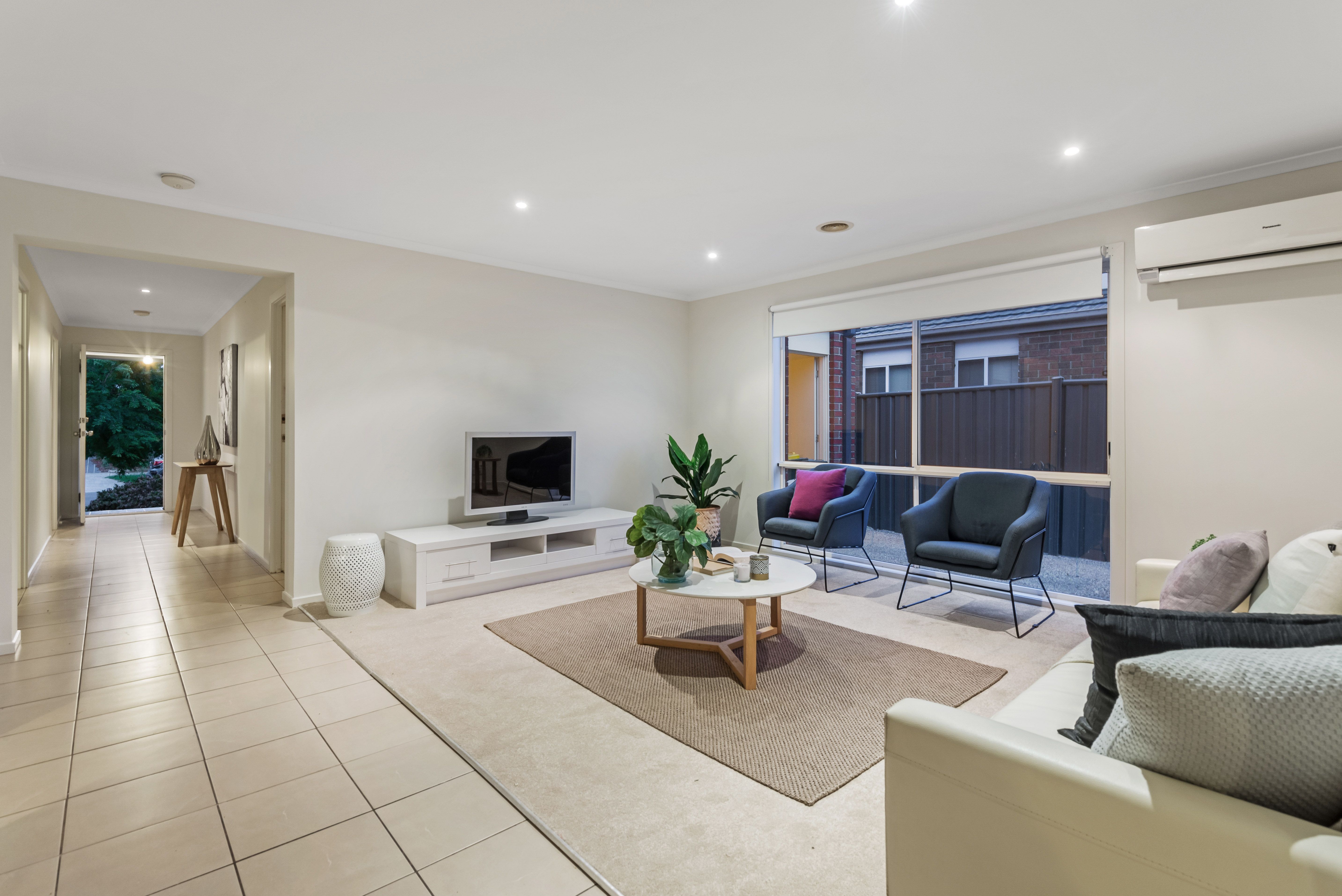 90 Hatchlands Drive, Deer Park, VIC 3023