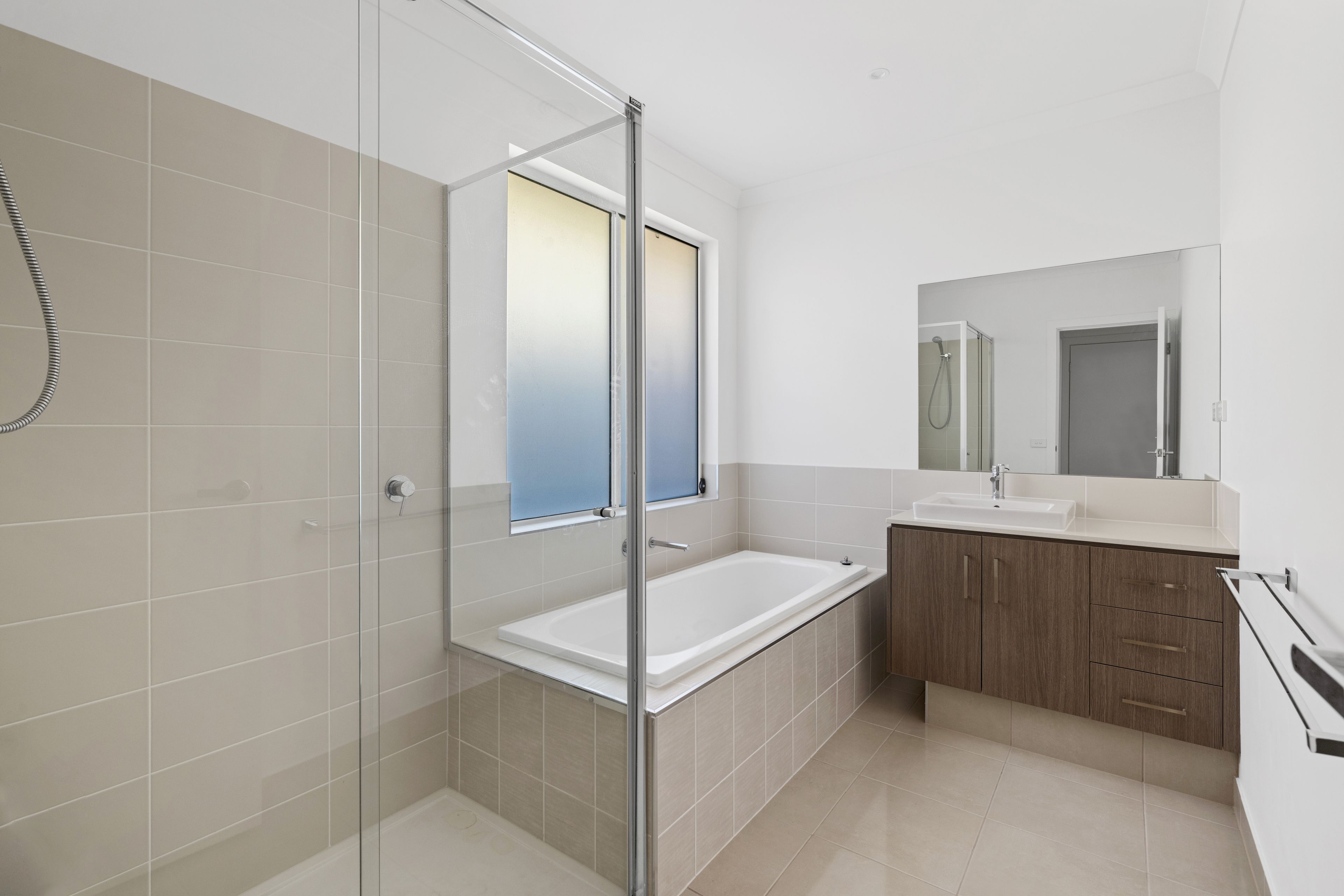 30-32 Paperbark Place — photo 11 of 19