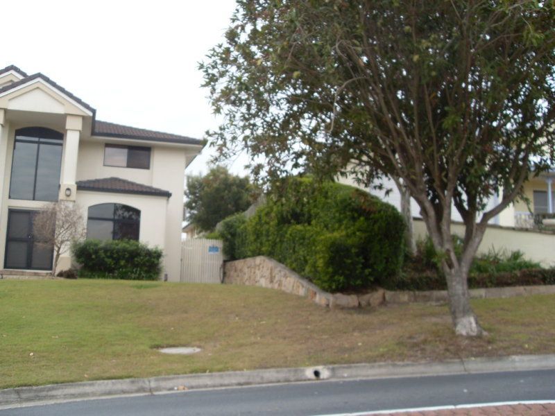 21 Halleys Crescent, Bridgeman Downs, QLD 4035