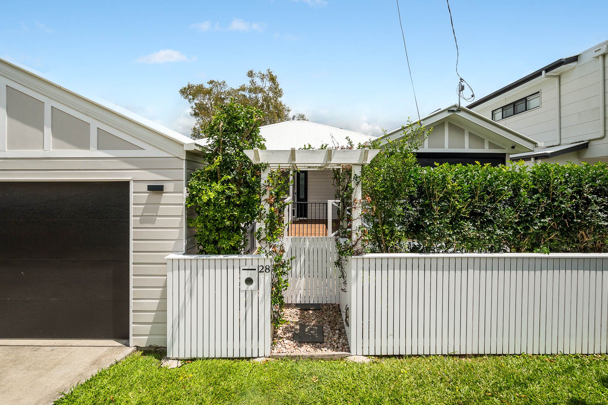 28 Oak Street, Hawthorne, QLD 4171