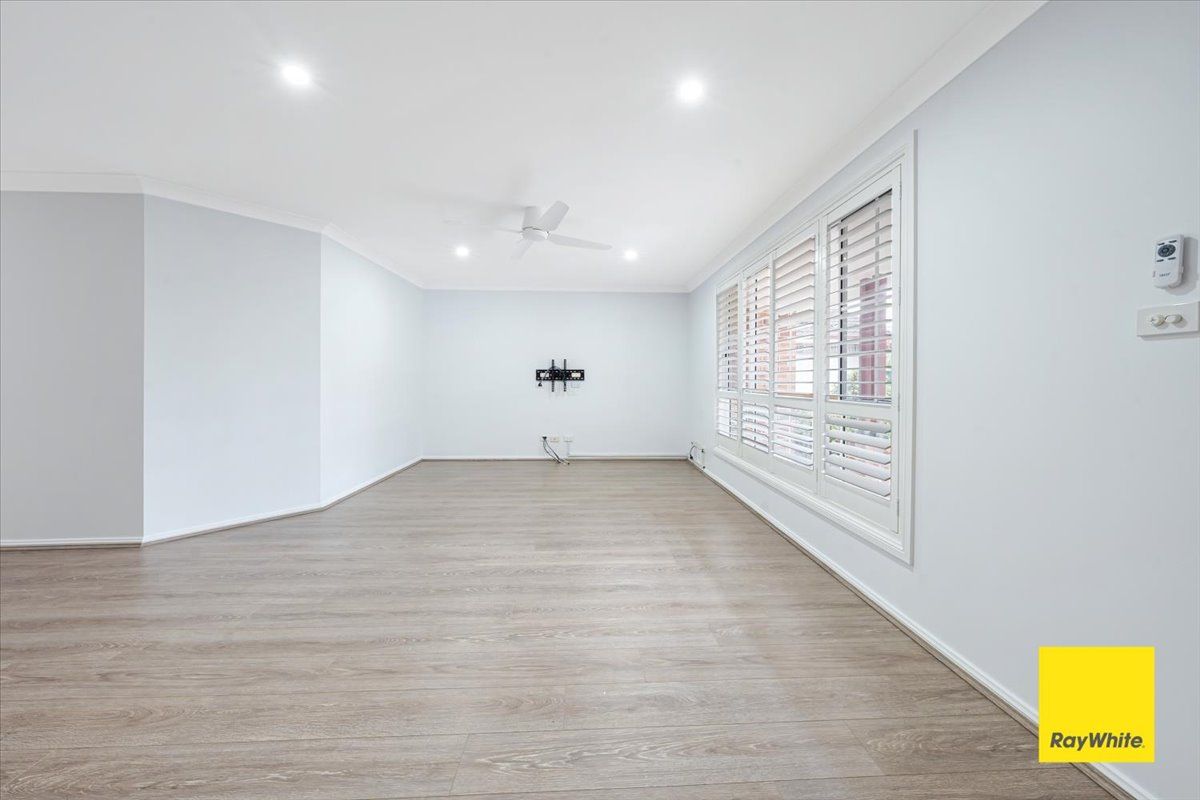 4/220 Farnham Road, Quakers Hill, NSW 2763