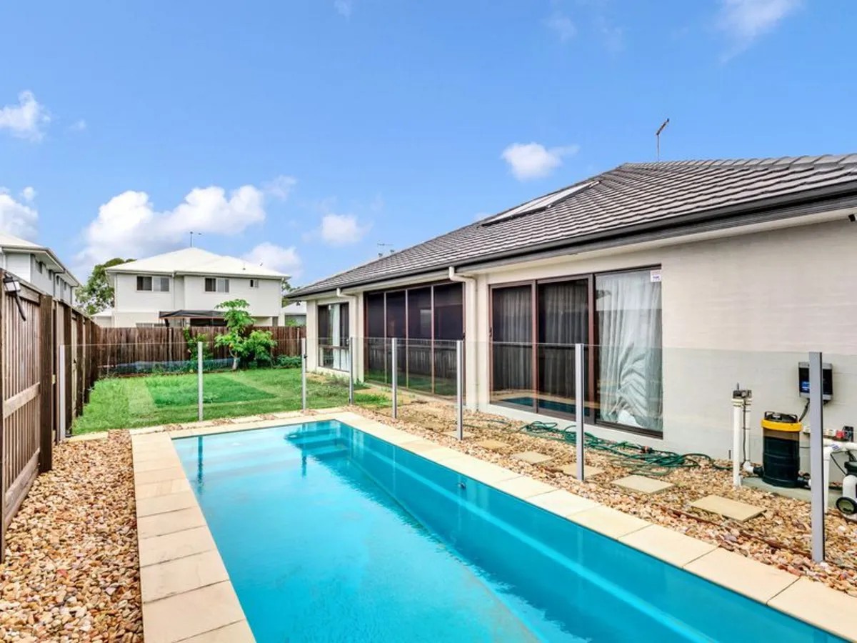 7 Woodward Crescent, North Lakes, QLD 4509