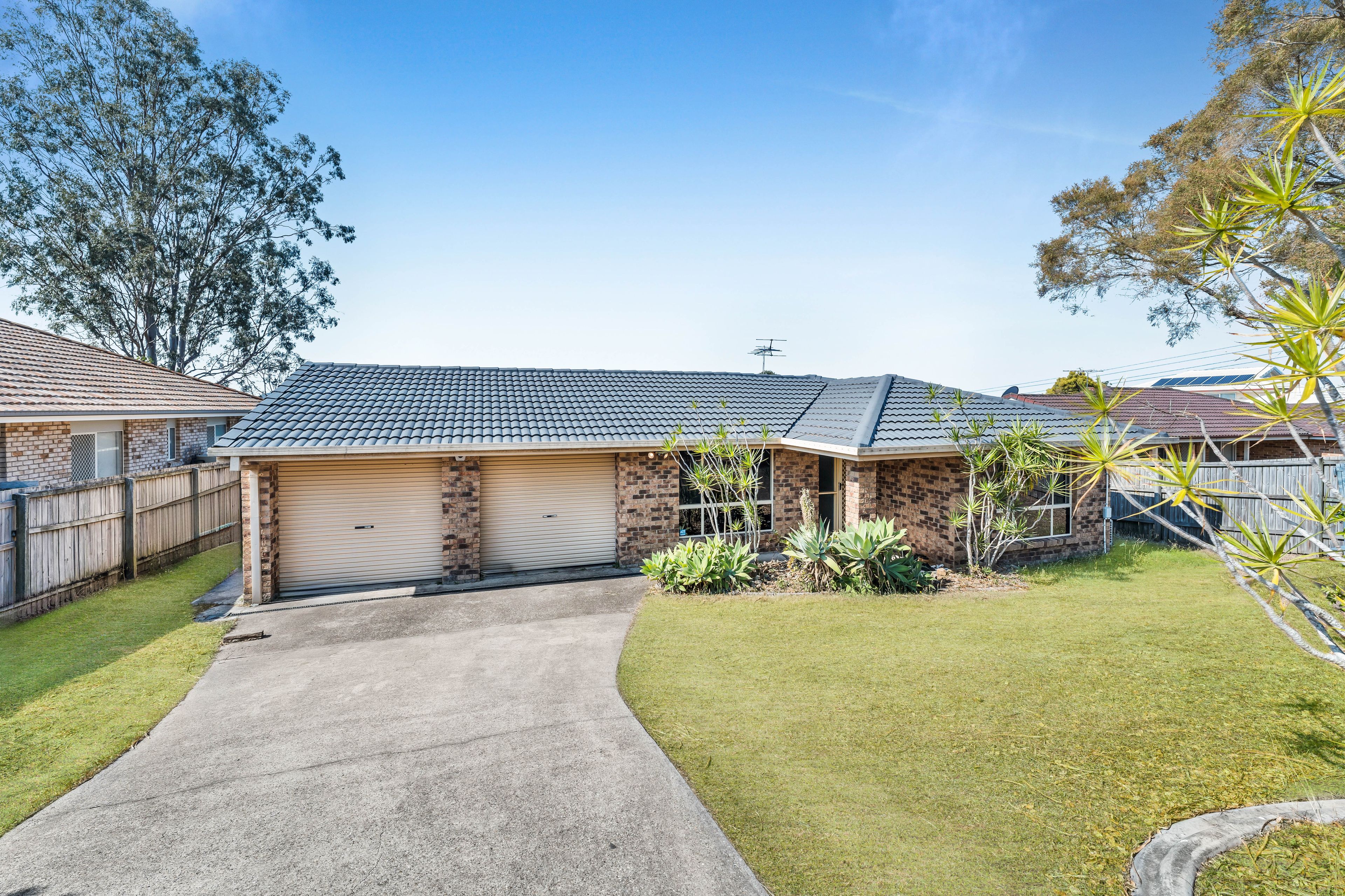 19 Sandra-Ann Drive, Edens Landing QLD 4207