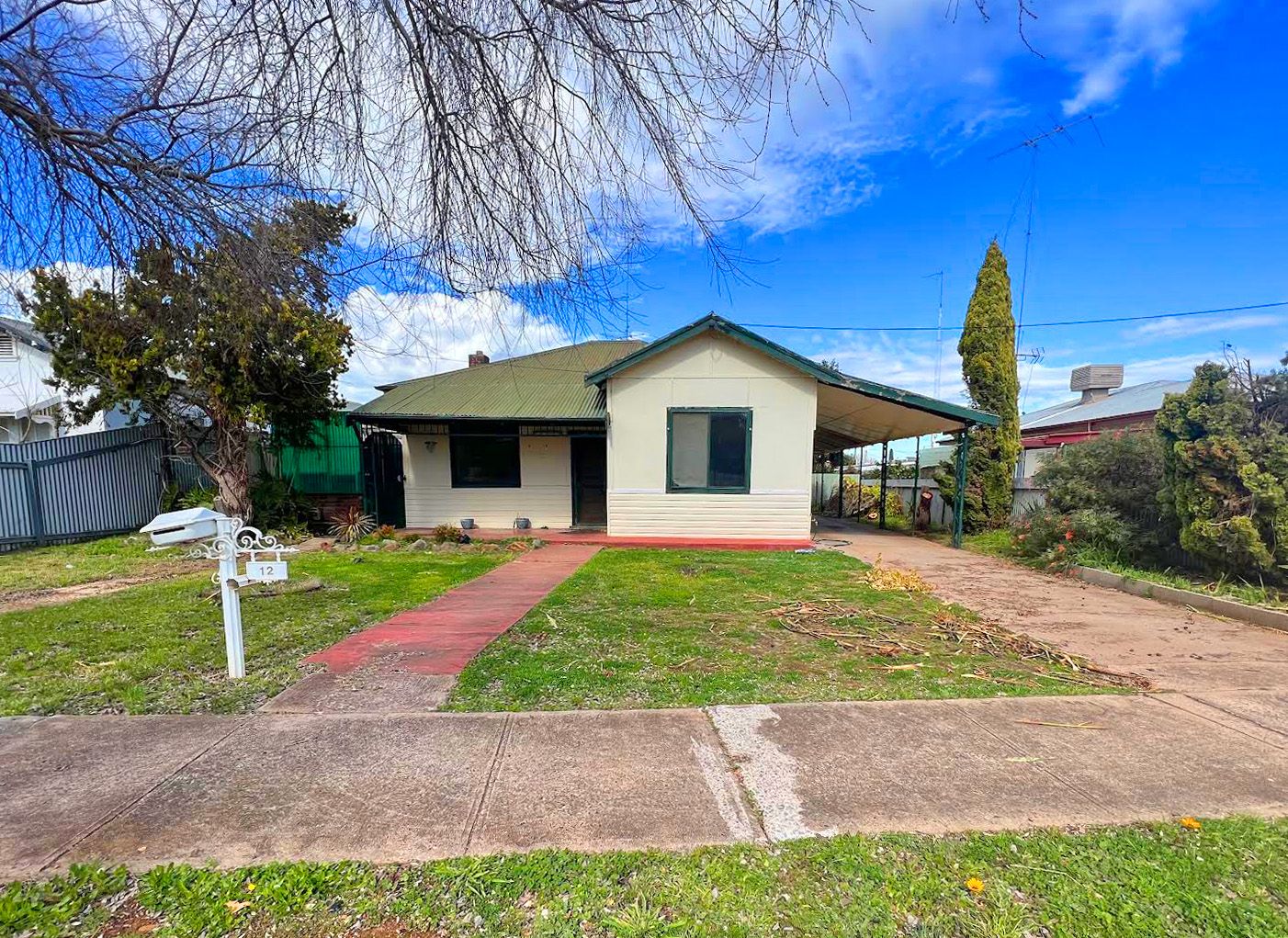 12 Cypress Street, West Wyalong, NSW 2671