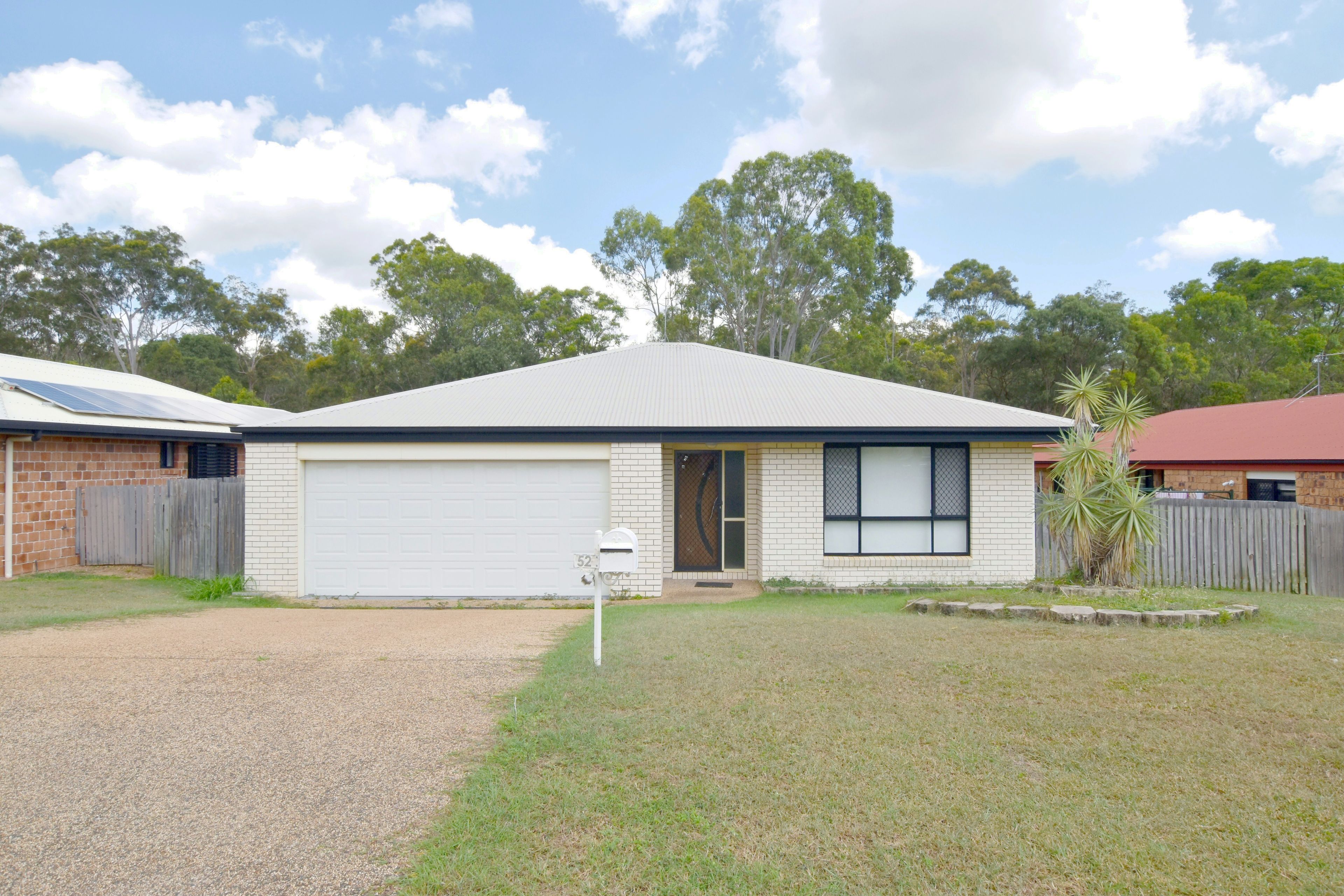 52 Col Brown Avenue, Clinton, QLD 4680