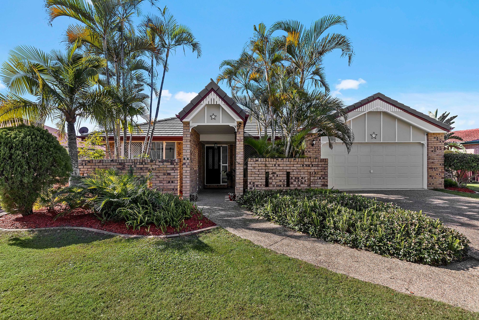 40 Coolabah Crescent, Bridgeman Downs, QLD 4035