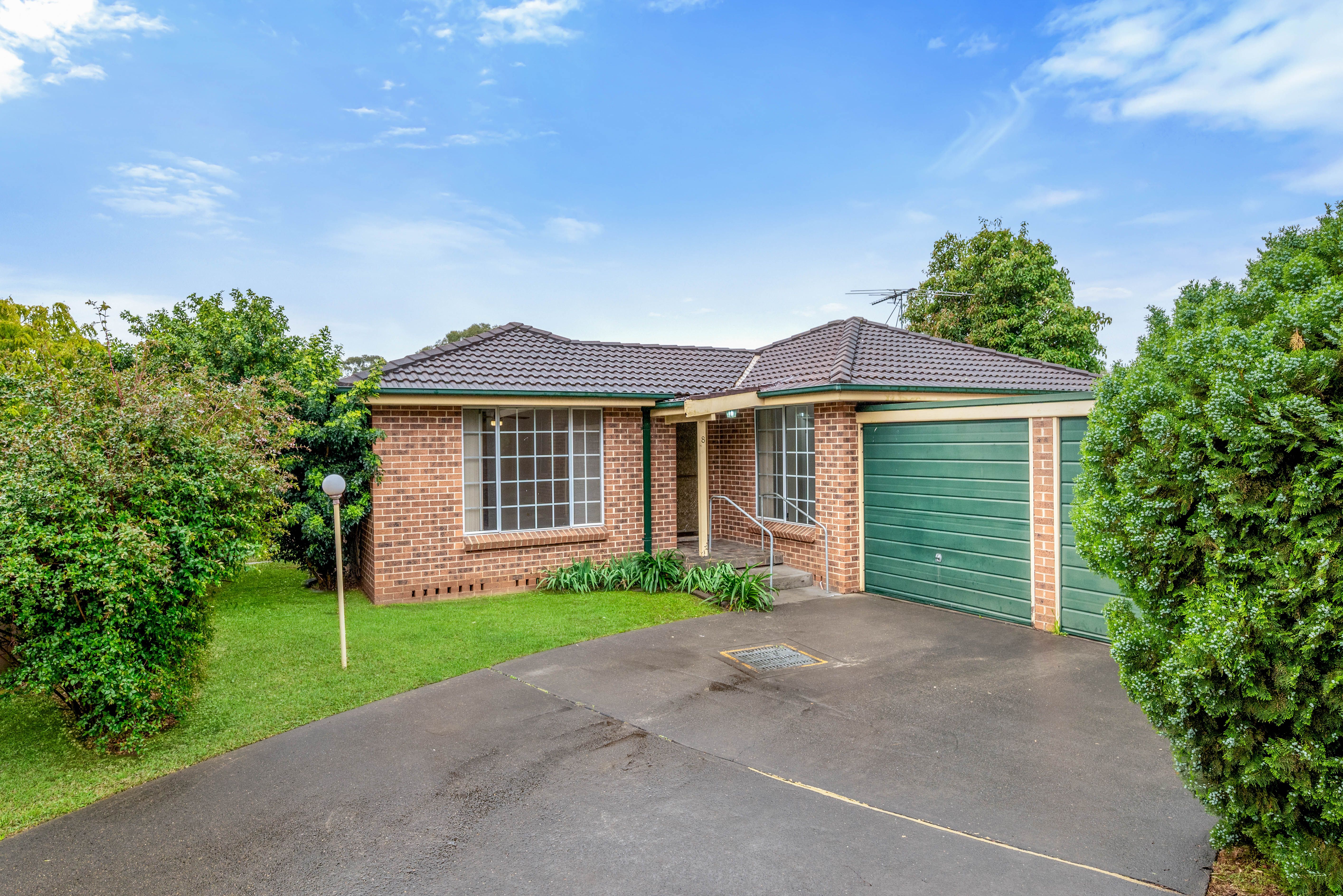63 Fuchsia Crescent, Macquarie Fields NSW 2564
