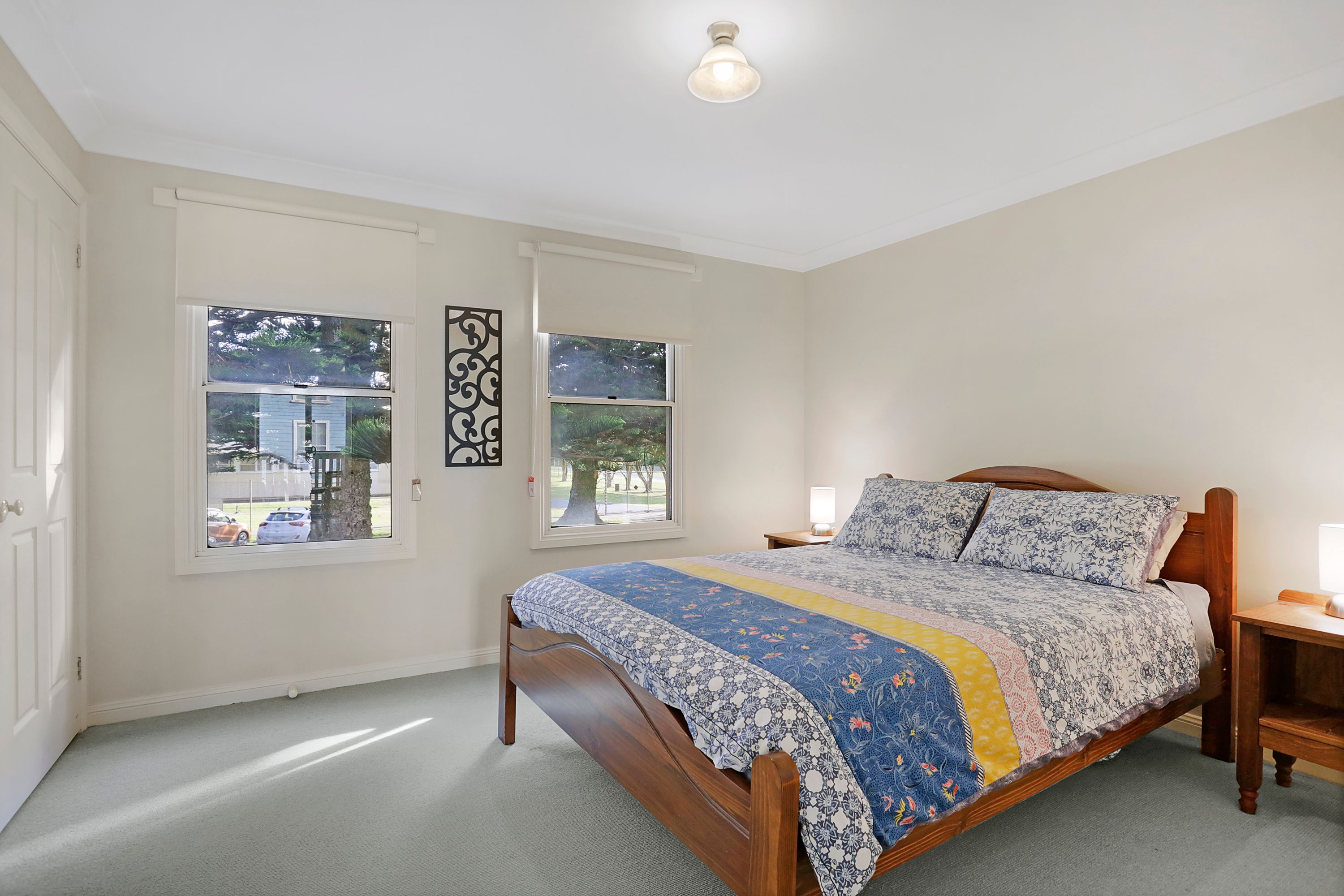 24 Pertobe Road — photo 6 of 12
