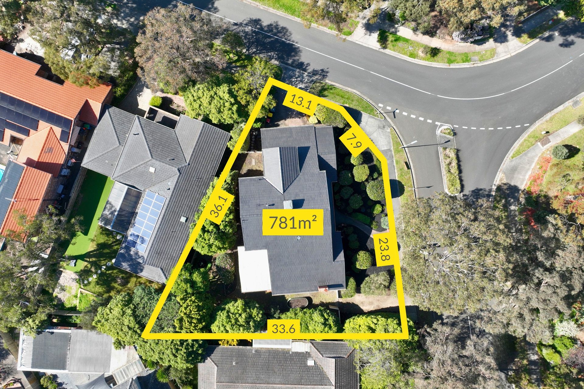 33 Donald Road — photo 19 of 22