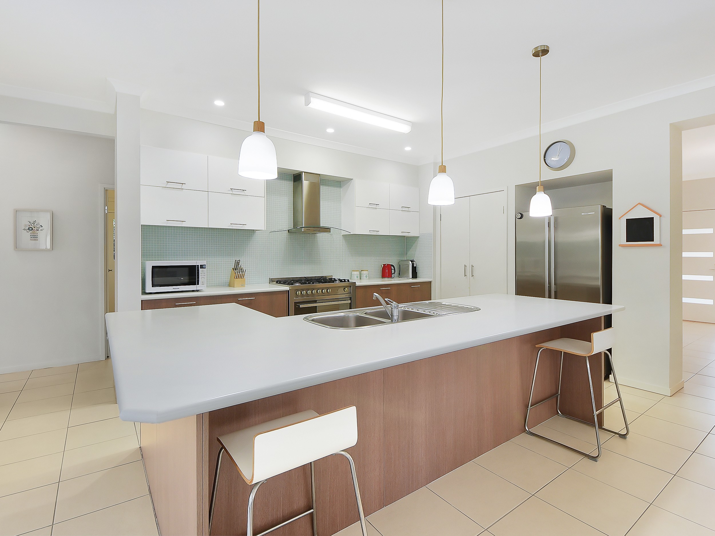 8 Bella Street, Cashmere, QLD 4500