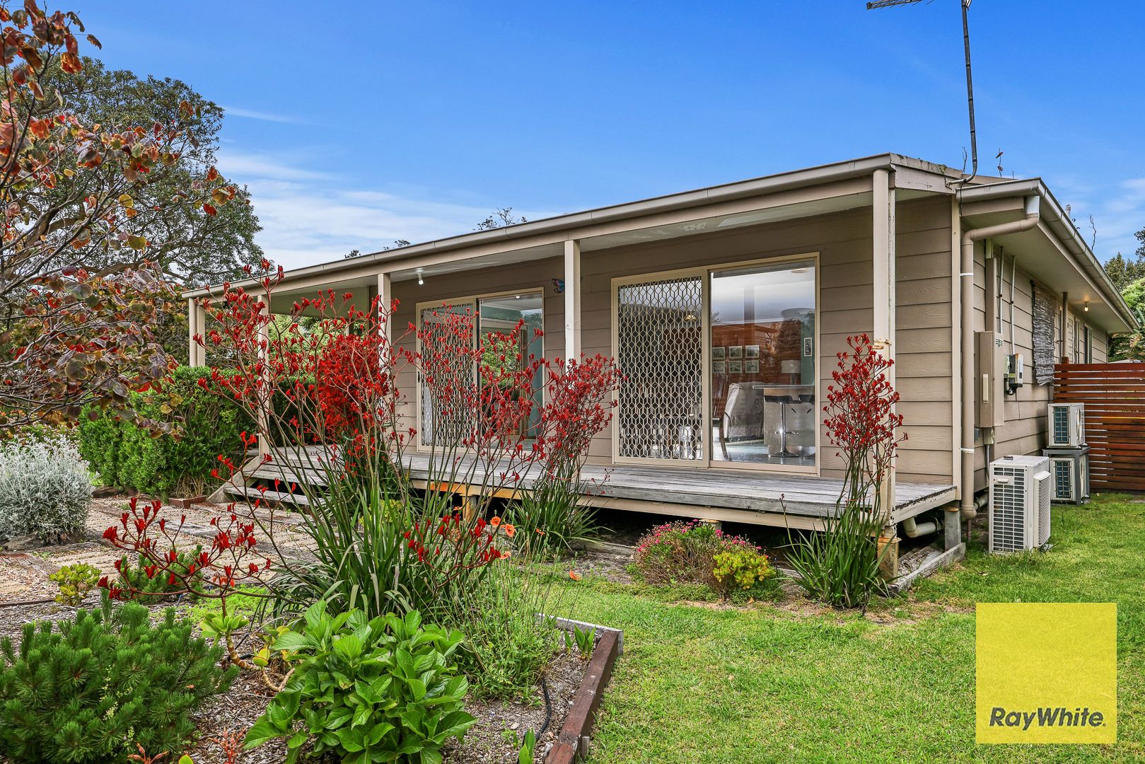 10 Ash Avenue, Sandy Point, VIC 3959