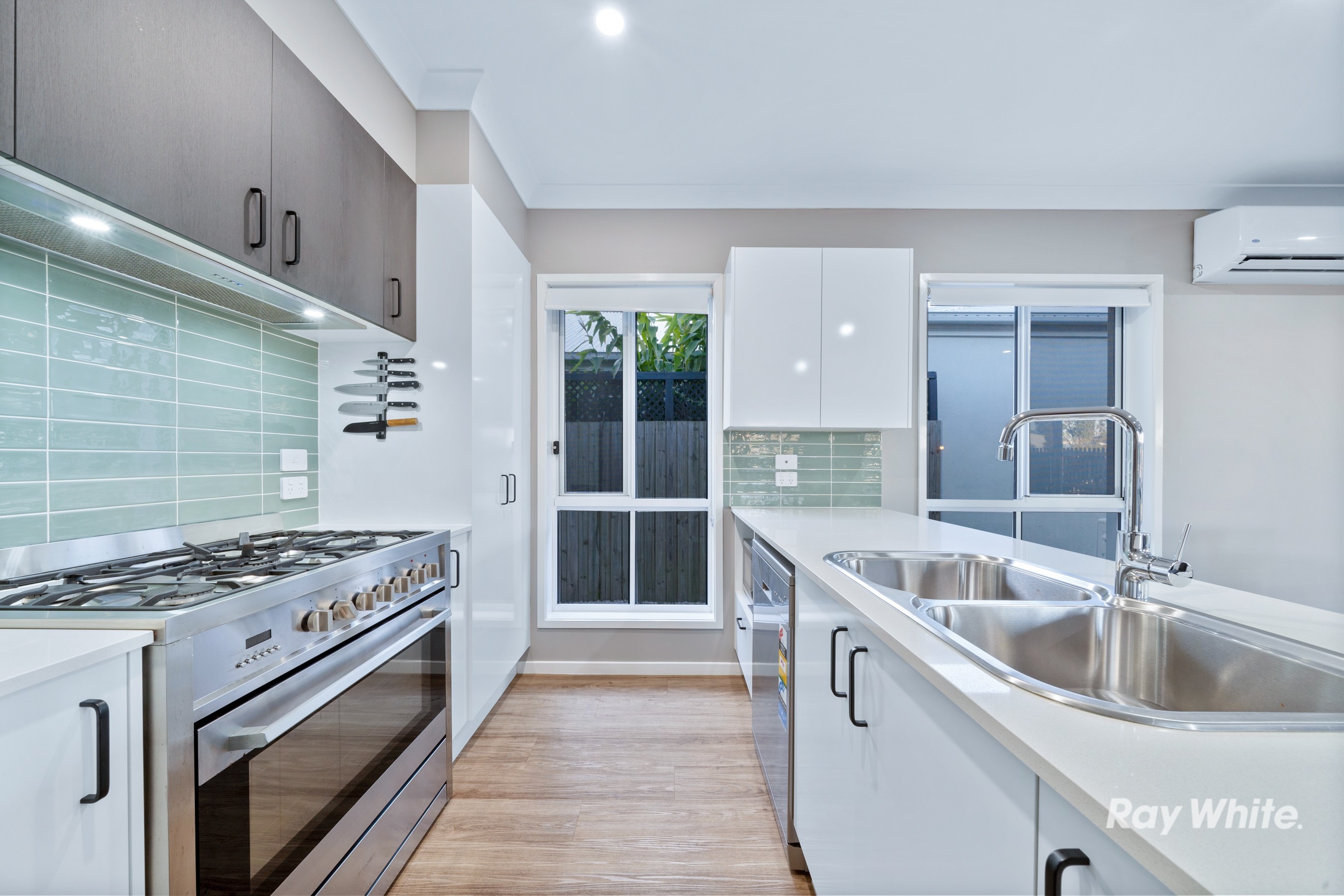 29 Forest Road, Greenbank, QLD 4124
